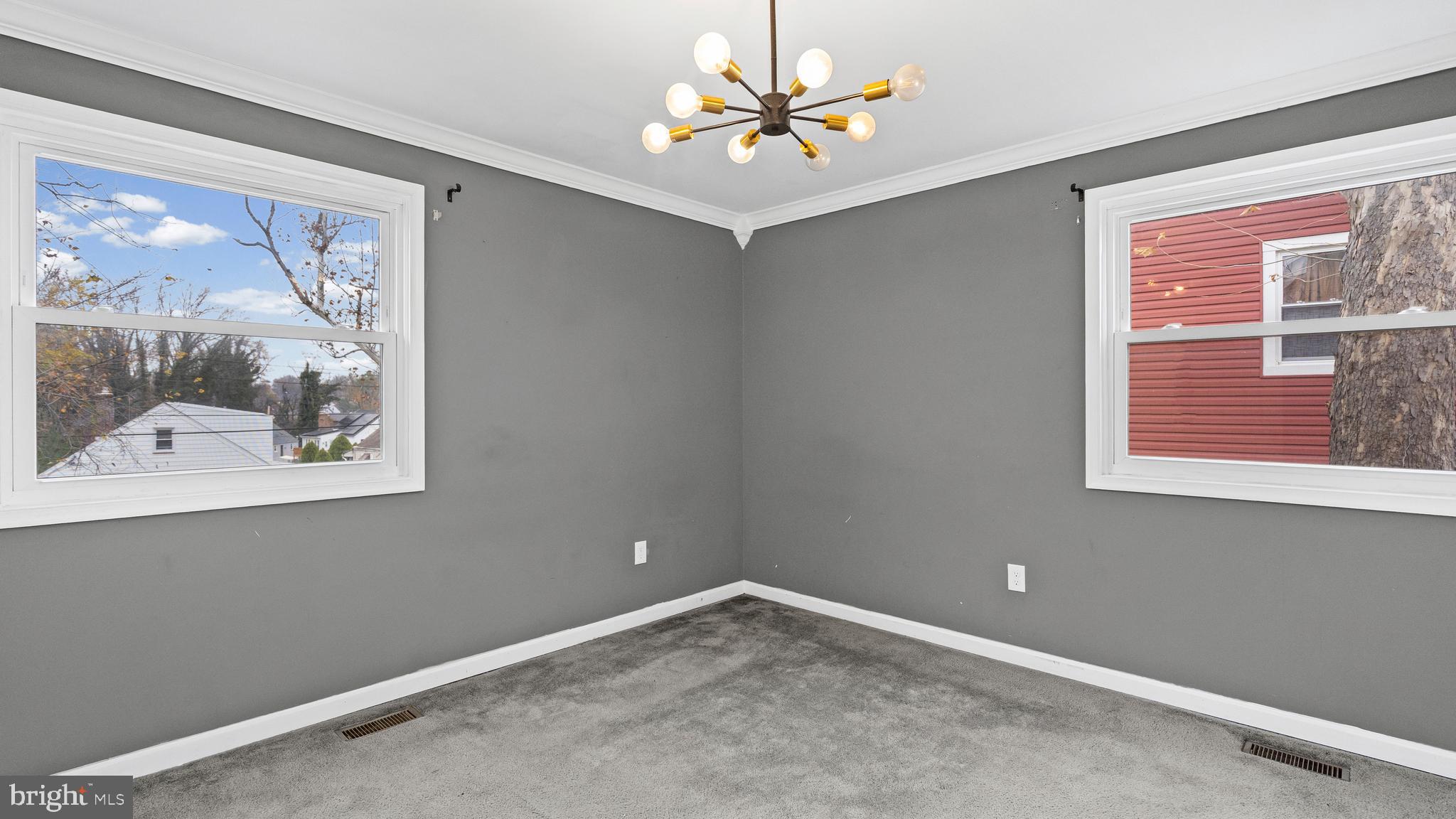 LAURAVILLE HISTORIC DISTRICT - Residential