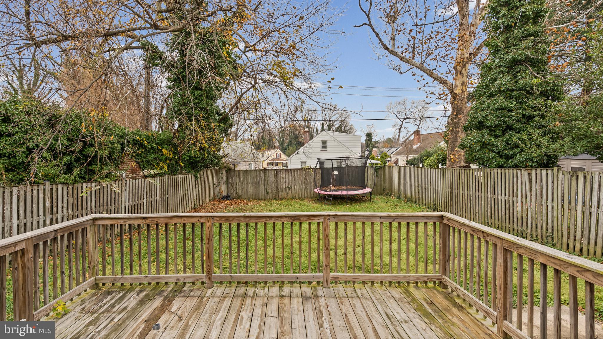 LAURAVILLE HISTORIC DISTRICT - Residential