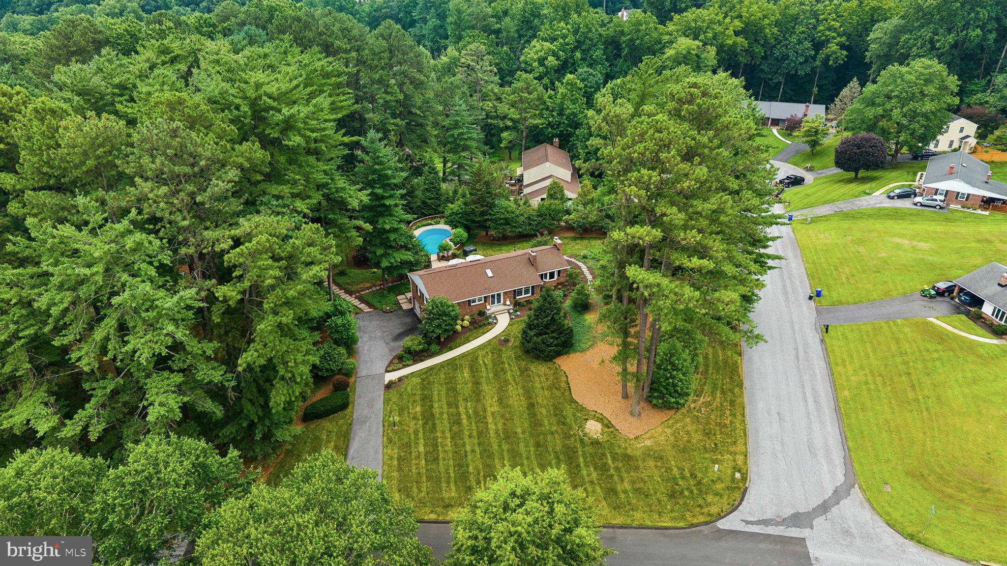 10173 GREEN CLOVER DRIVE