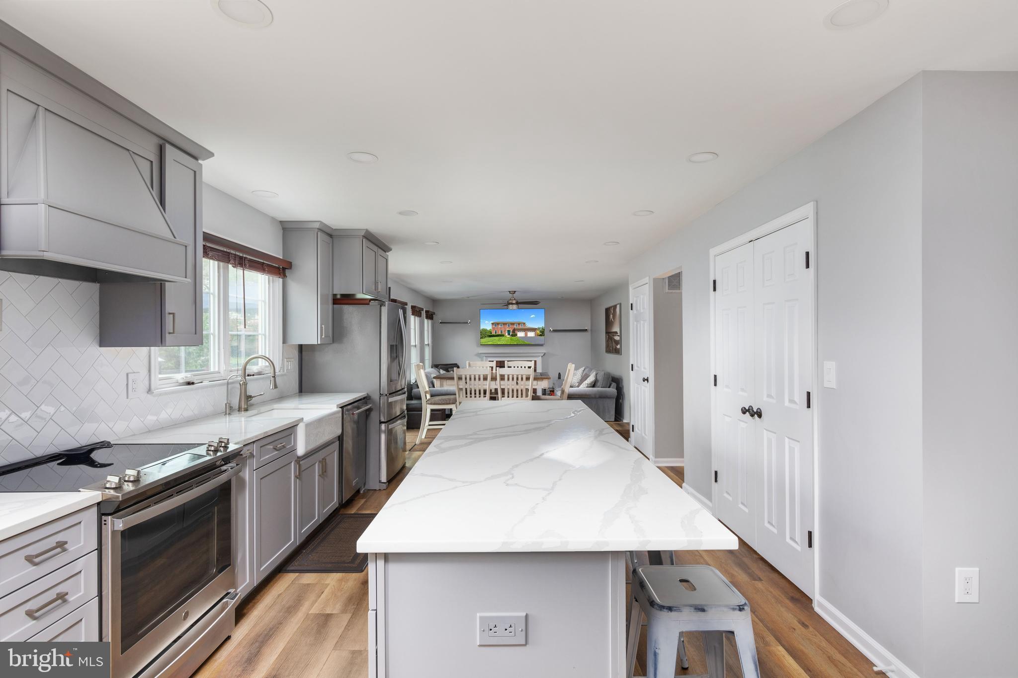 CARDINAL CREST - Residential