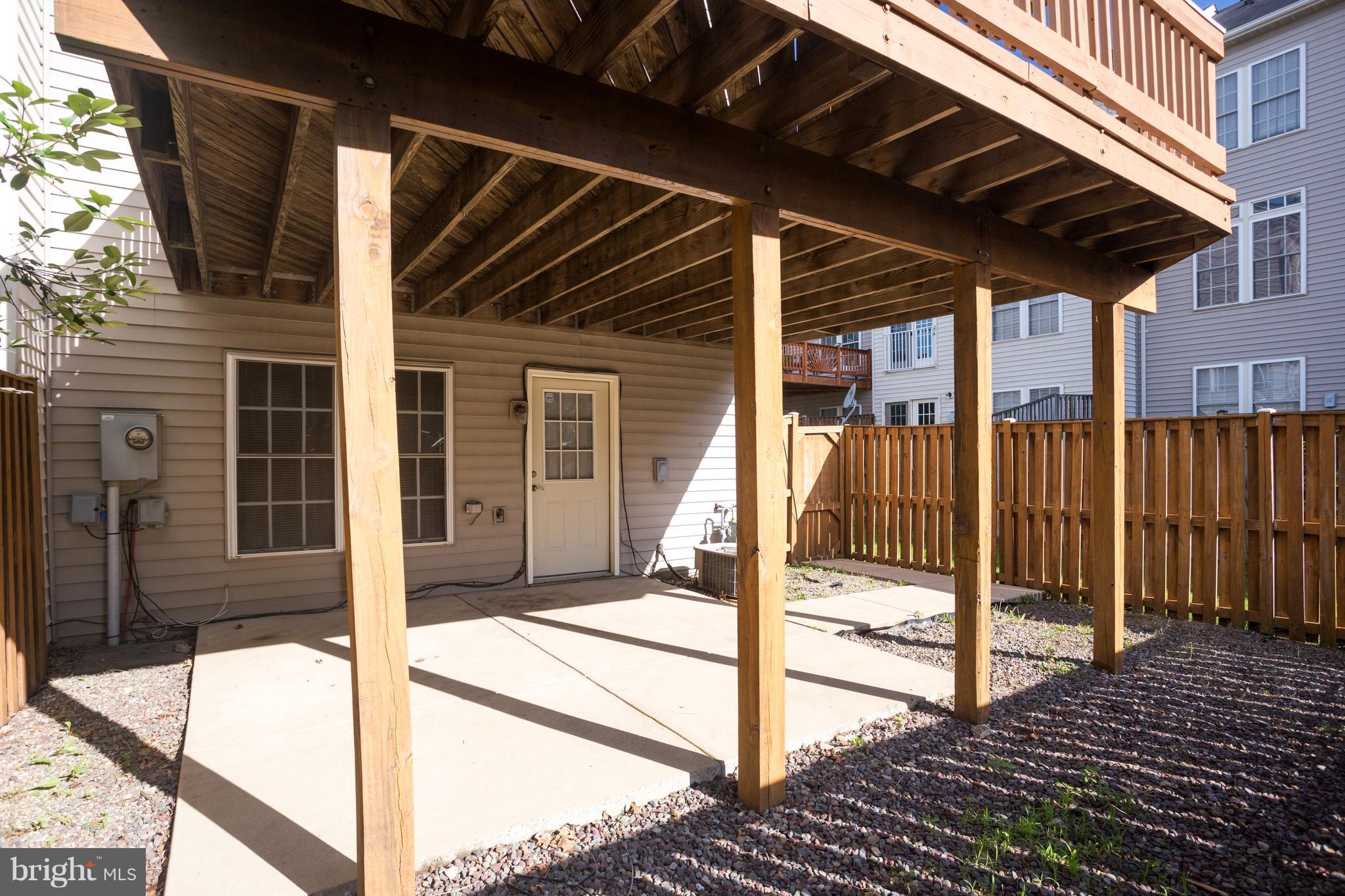 SOUTH RIDING - Residential Lease