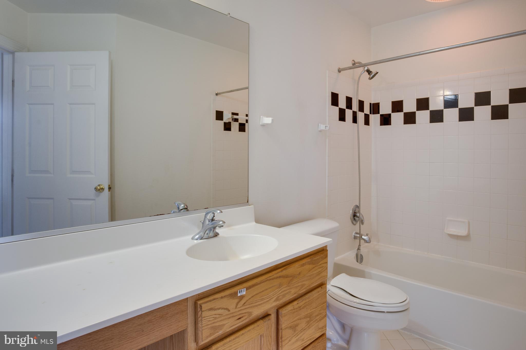 SOUTH RIDING - Residential Lease