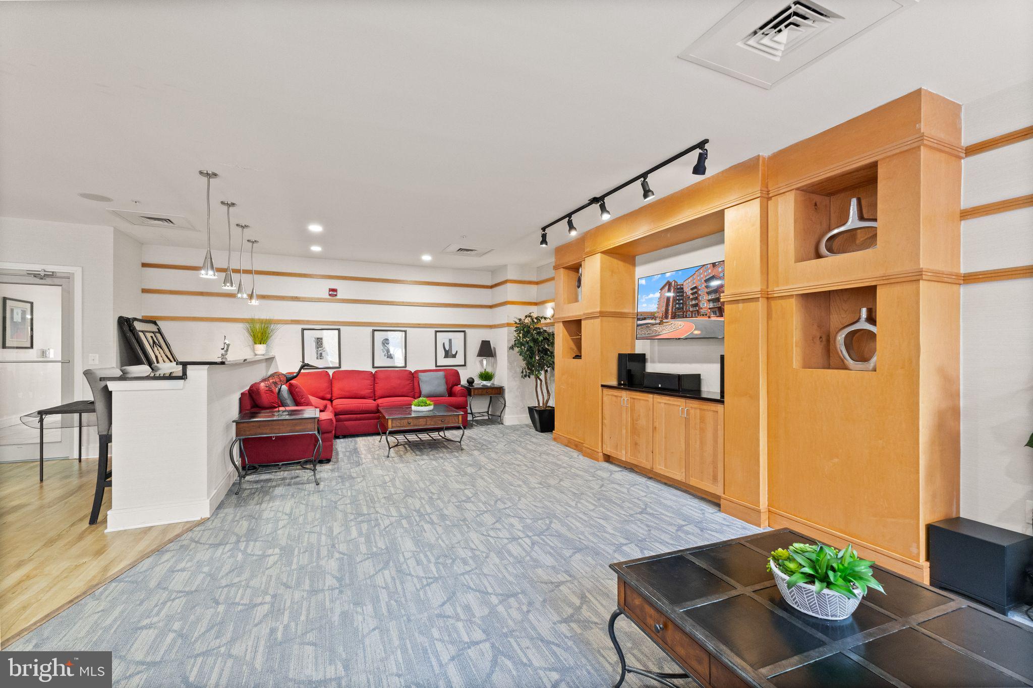 ELAN AT EAST MARKET - Residential