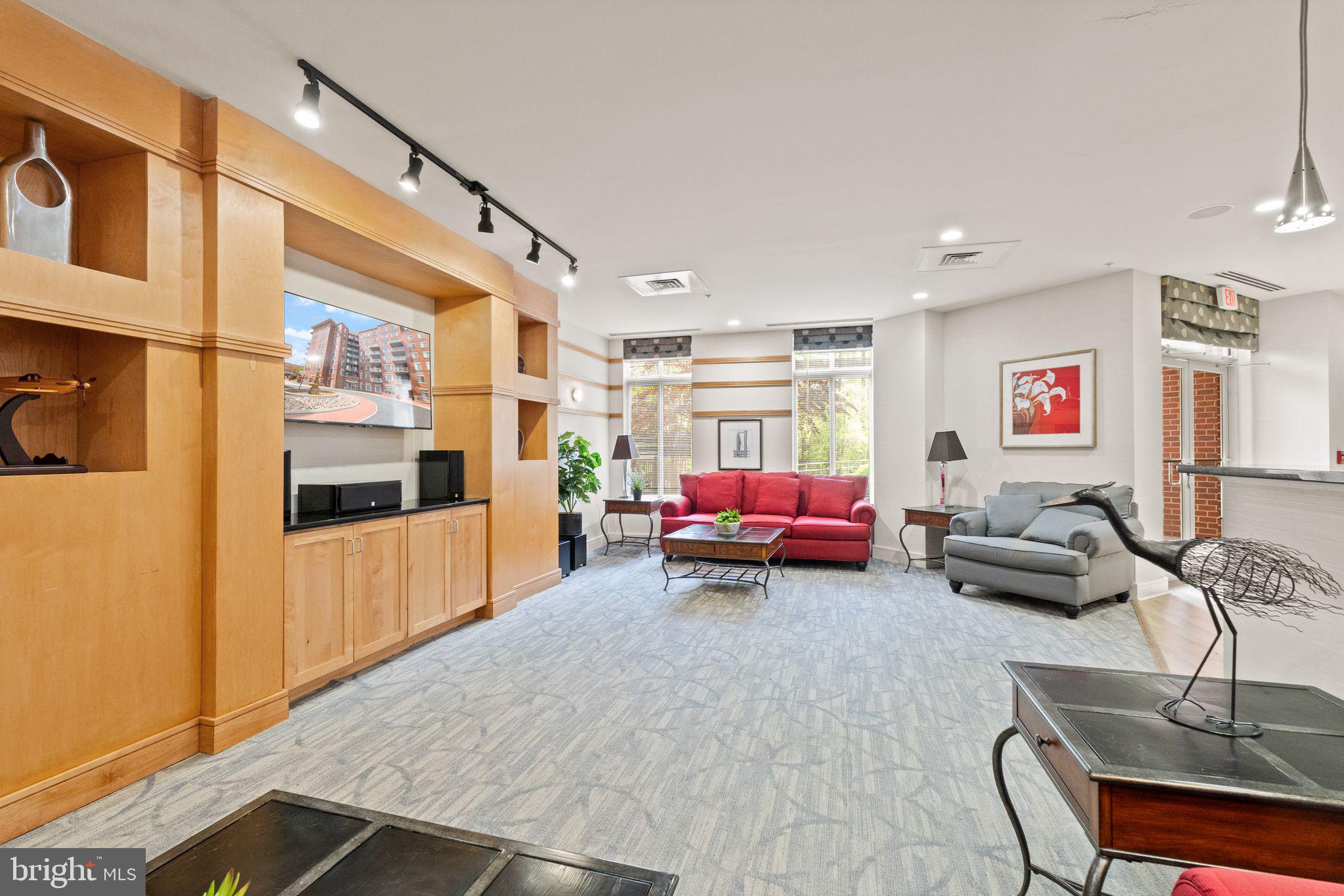 ELAN AT EAST MARKET - Residential