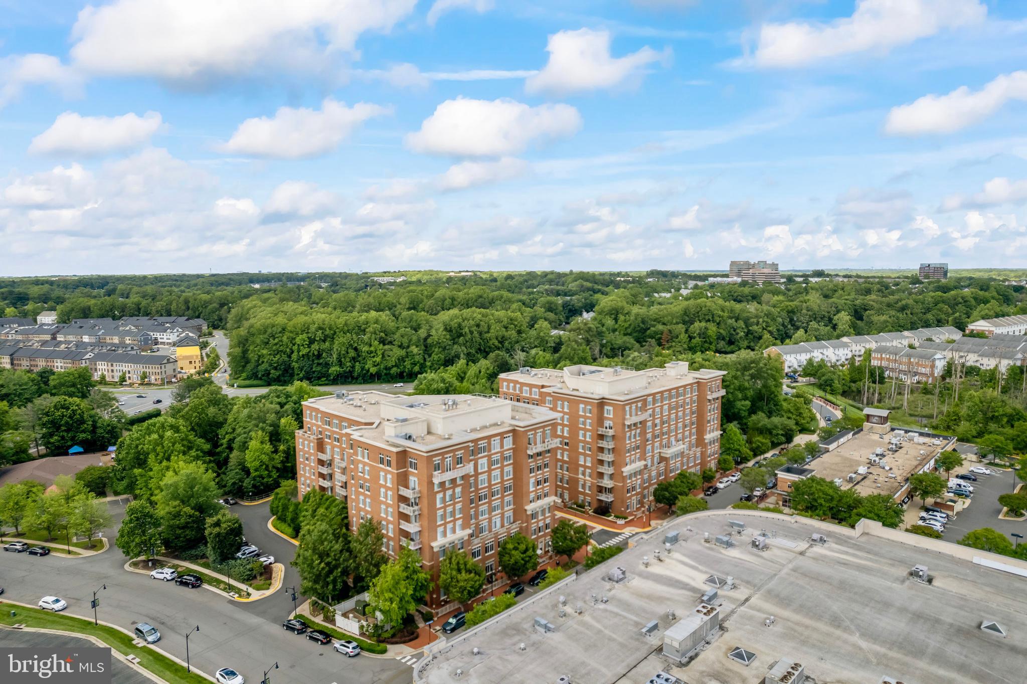 ELAN AT EAST MARKET - Residential