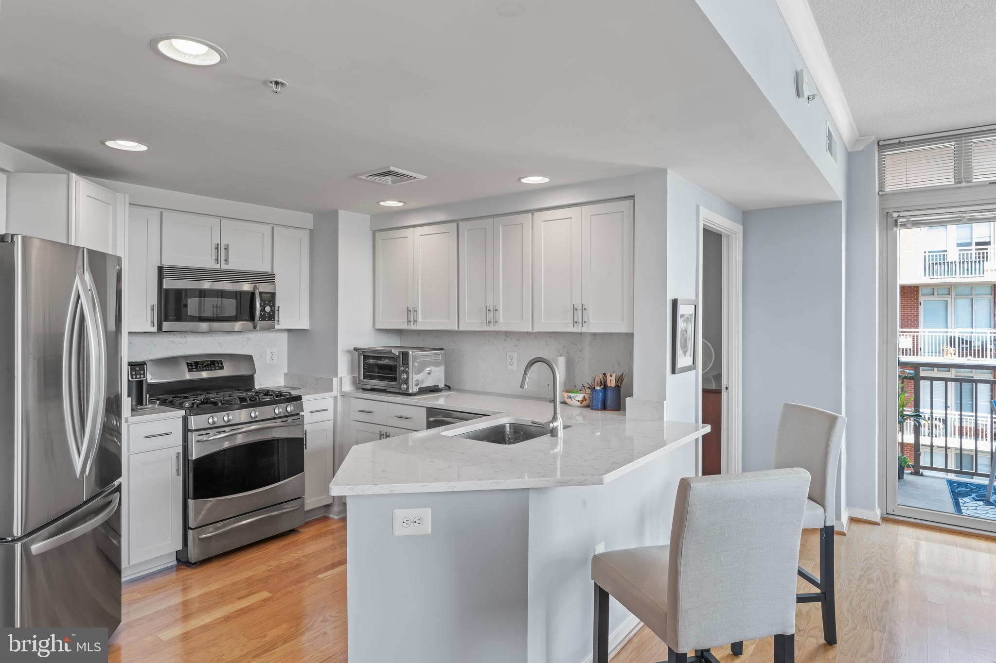 4490 MARKET COMMONS DRIVE 602