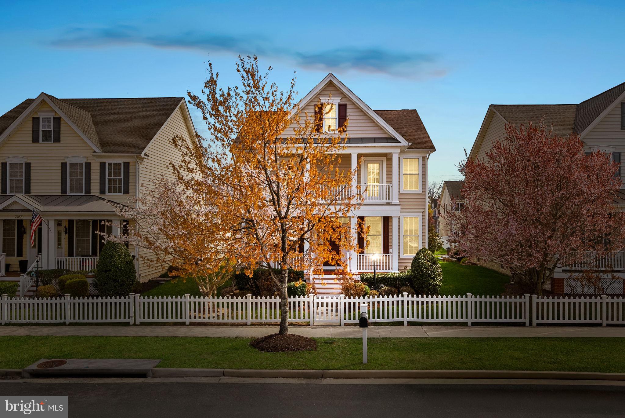 SOUTH RIDING - Residential