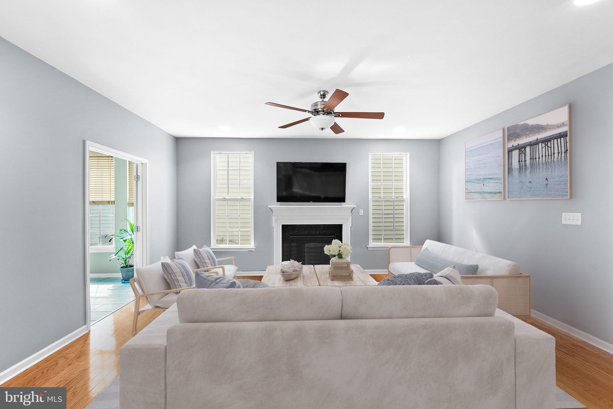 SOUTH RIDING - Residential