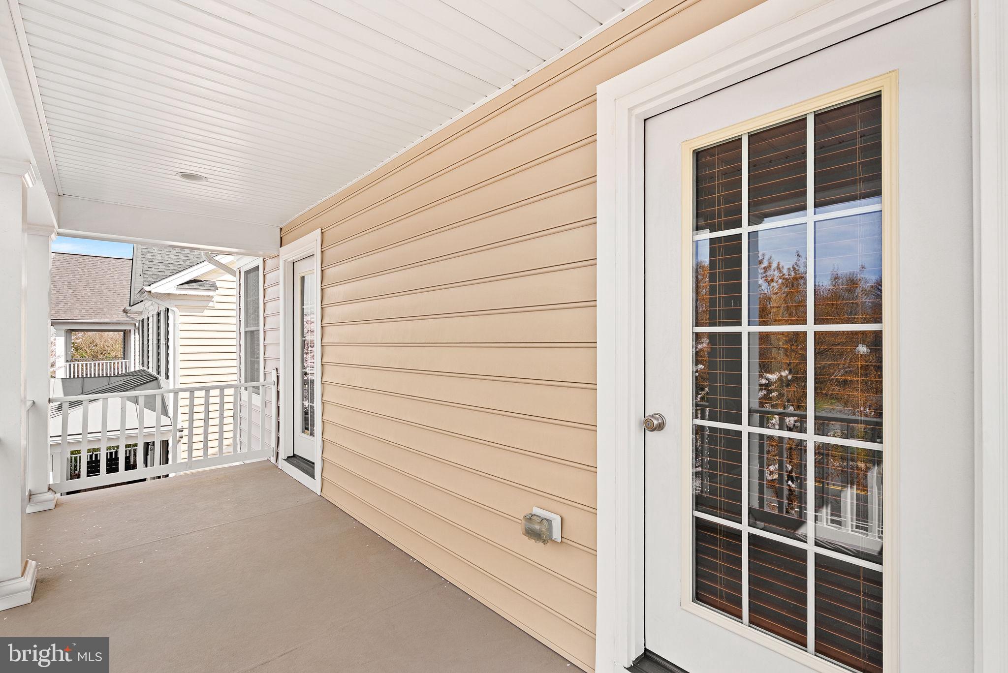 SOUTH RIDING - Residential