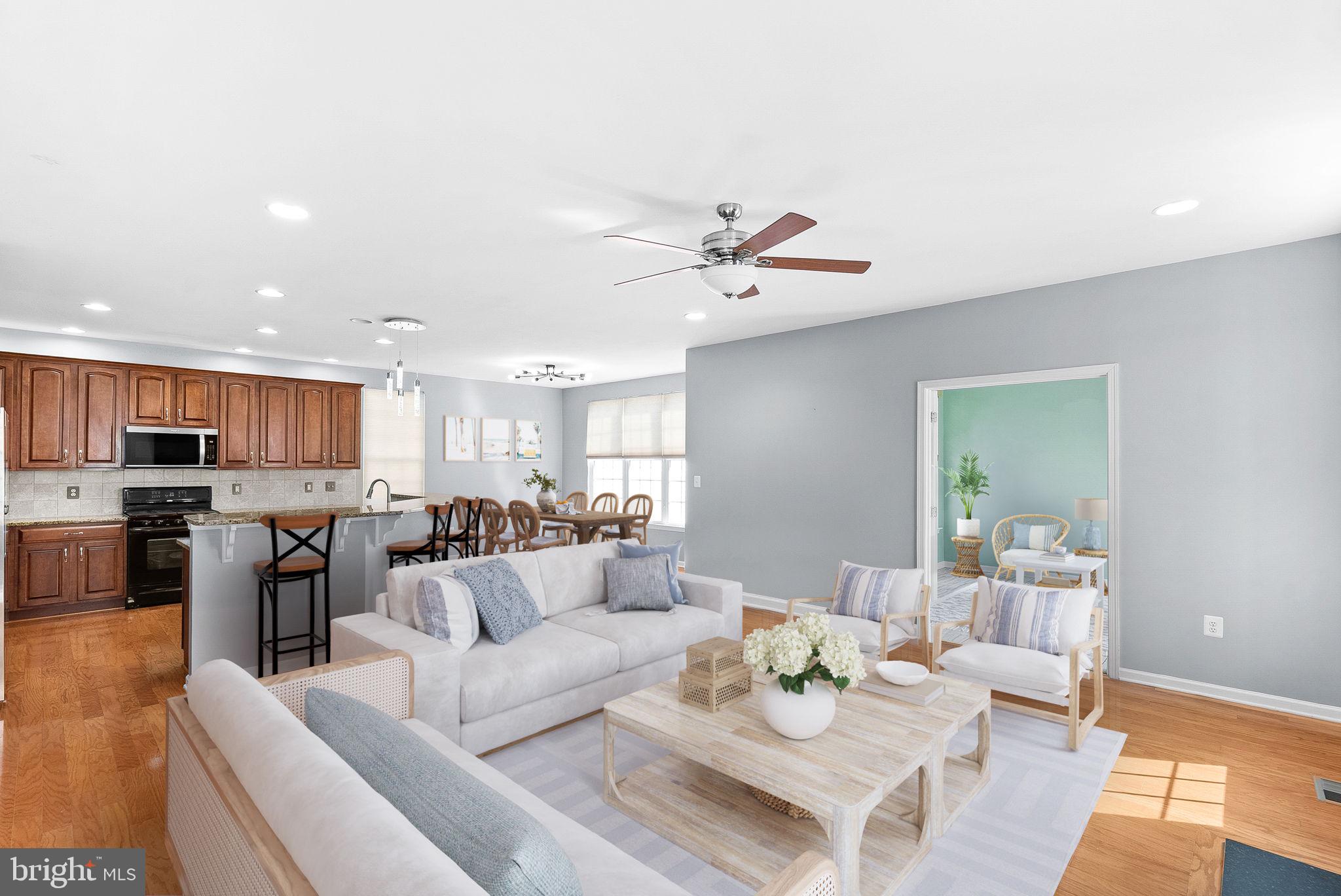 SOUTH RIDING - Residential