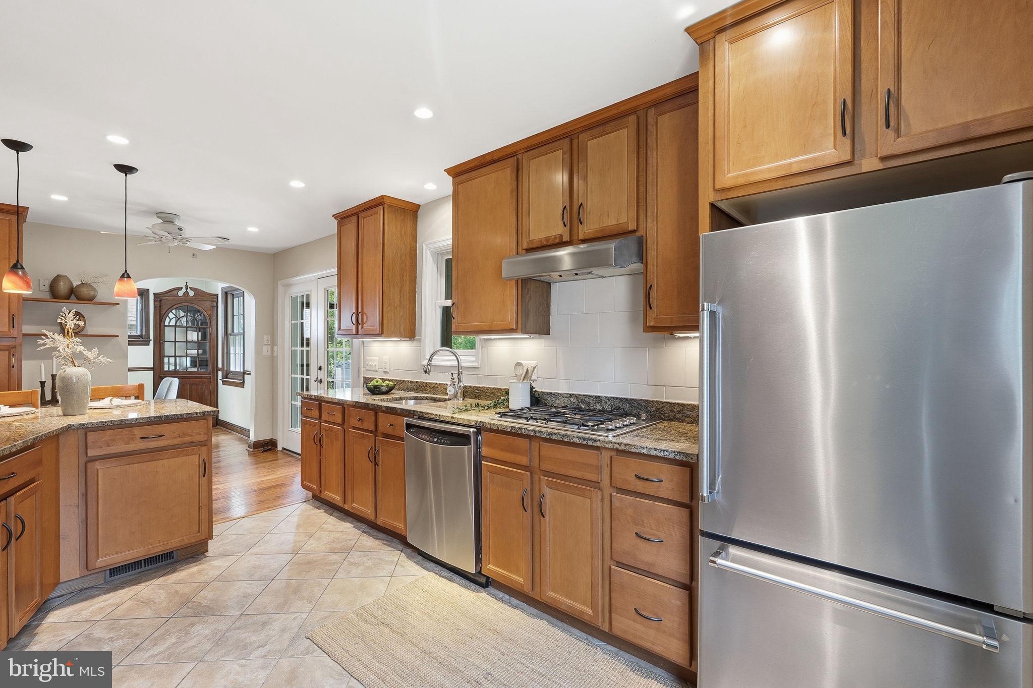 WOODSIDE HILLS - Residential