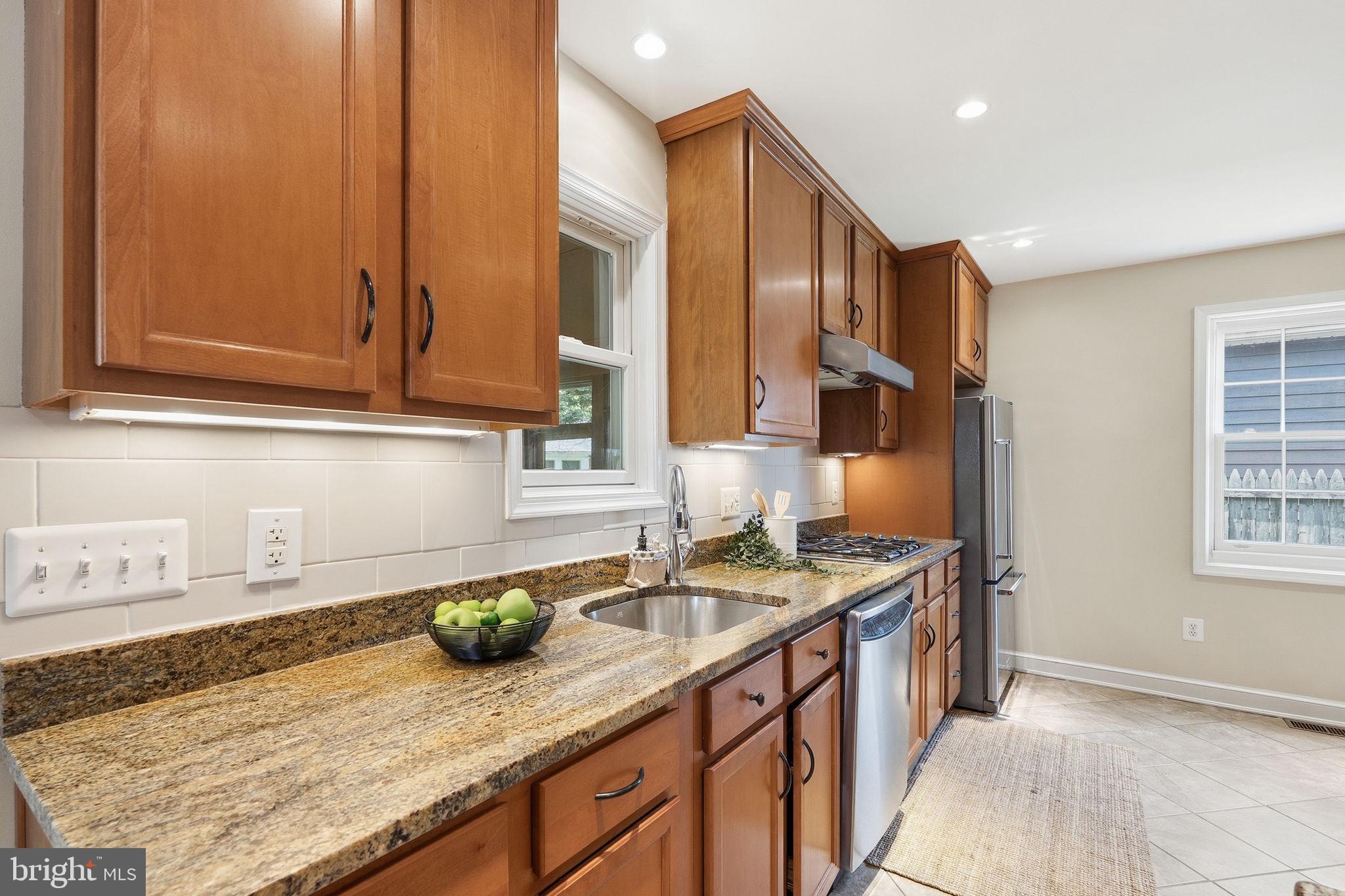 WOODSIDE HILLS - Residential