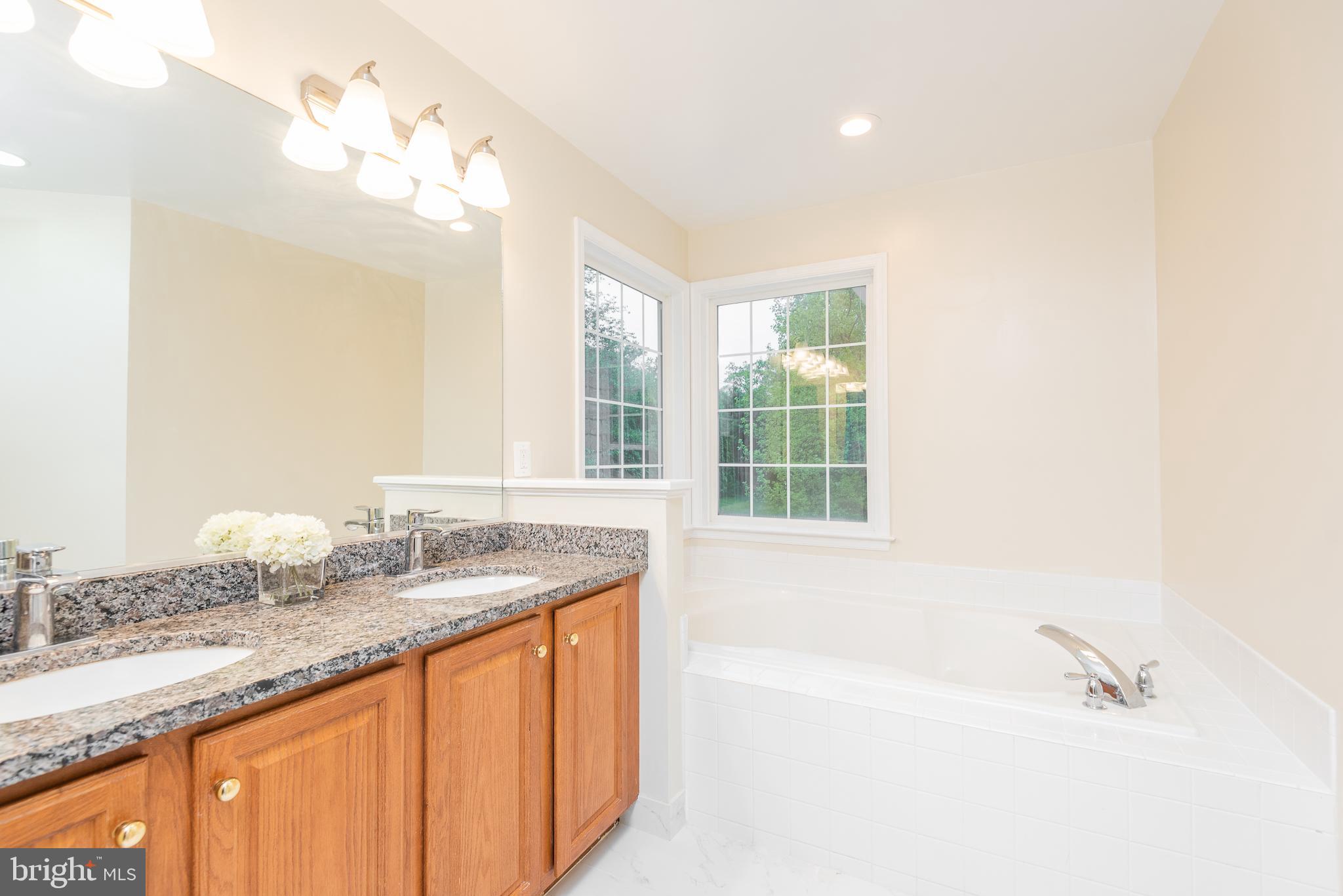 MEADOWS OF MINNIEVILLE - Residential