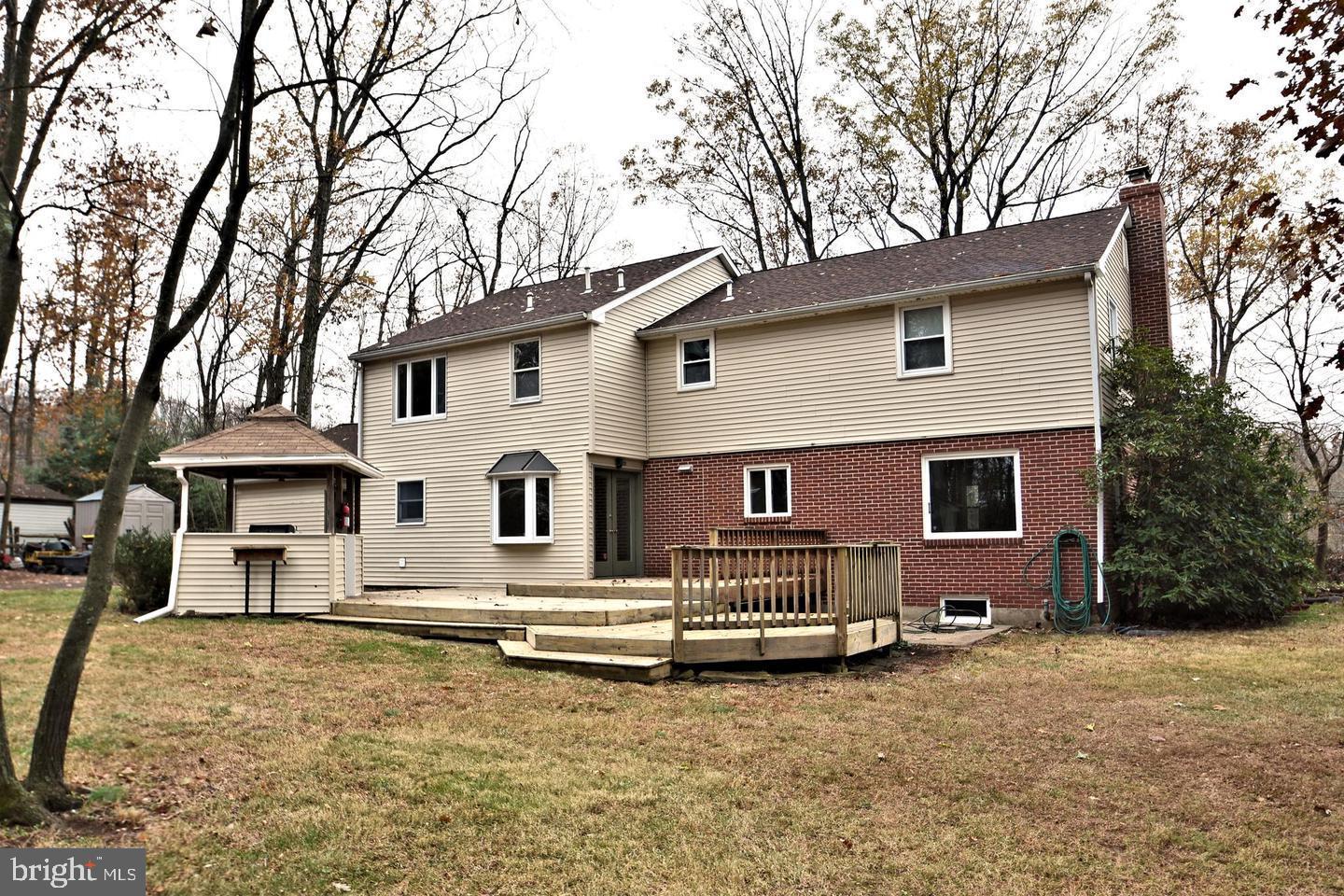 VALLEY GREEN - Residential