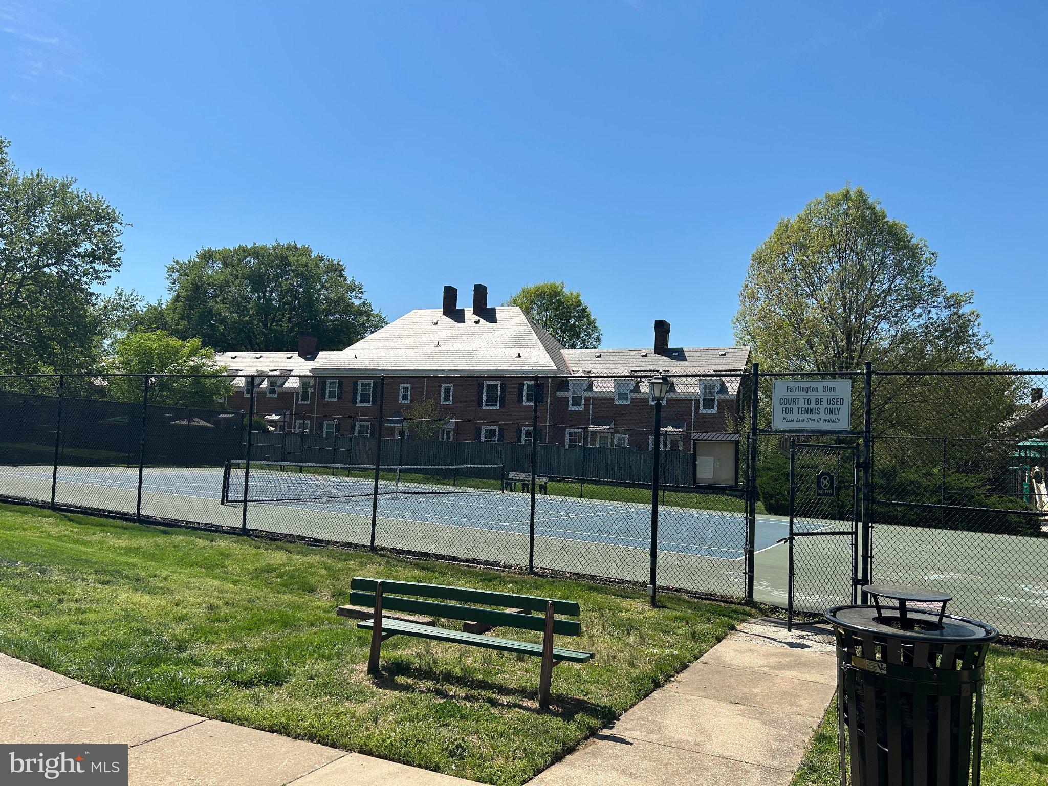 FAIRLINGTON GLEN - Residential