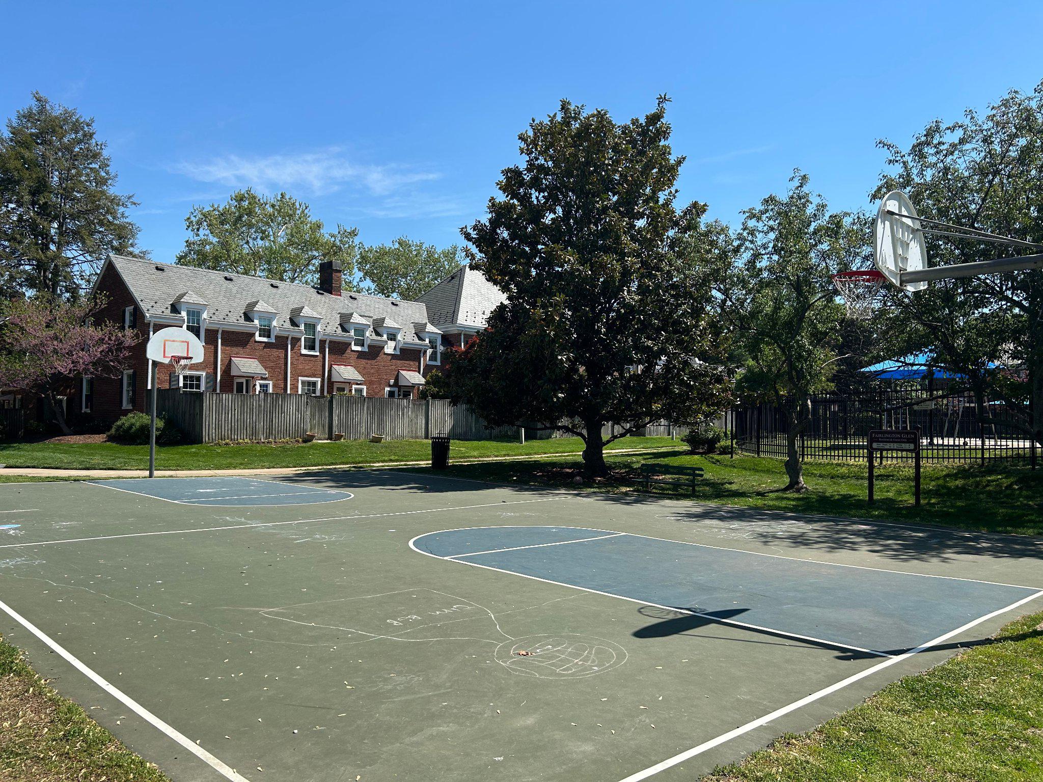 FAIRLINGTON GLEN - Residential