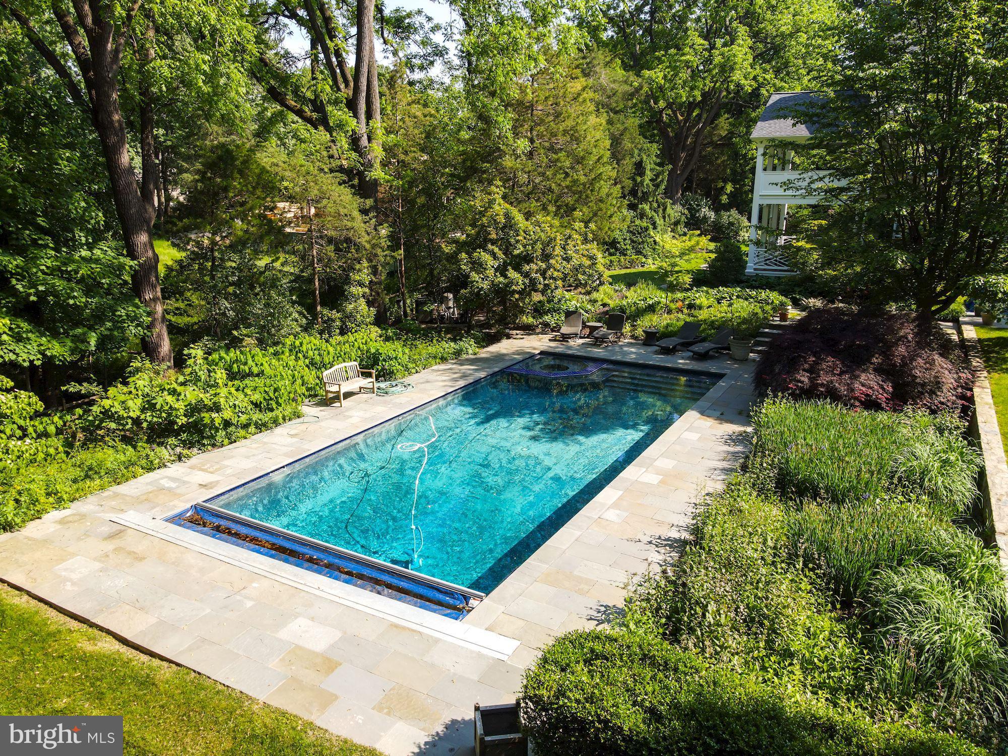 COUNTRYSIDE - Residential