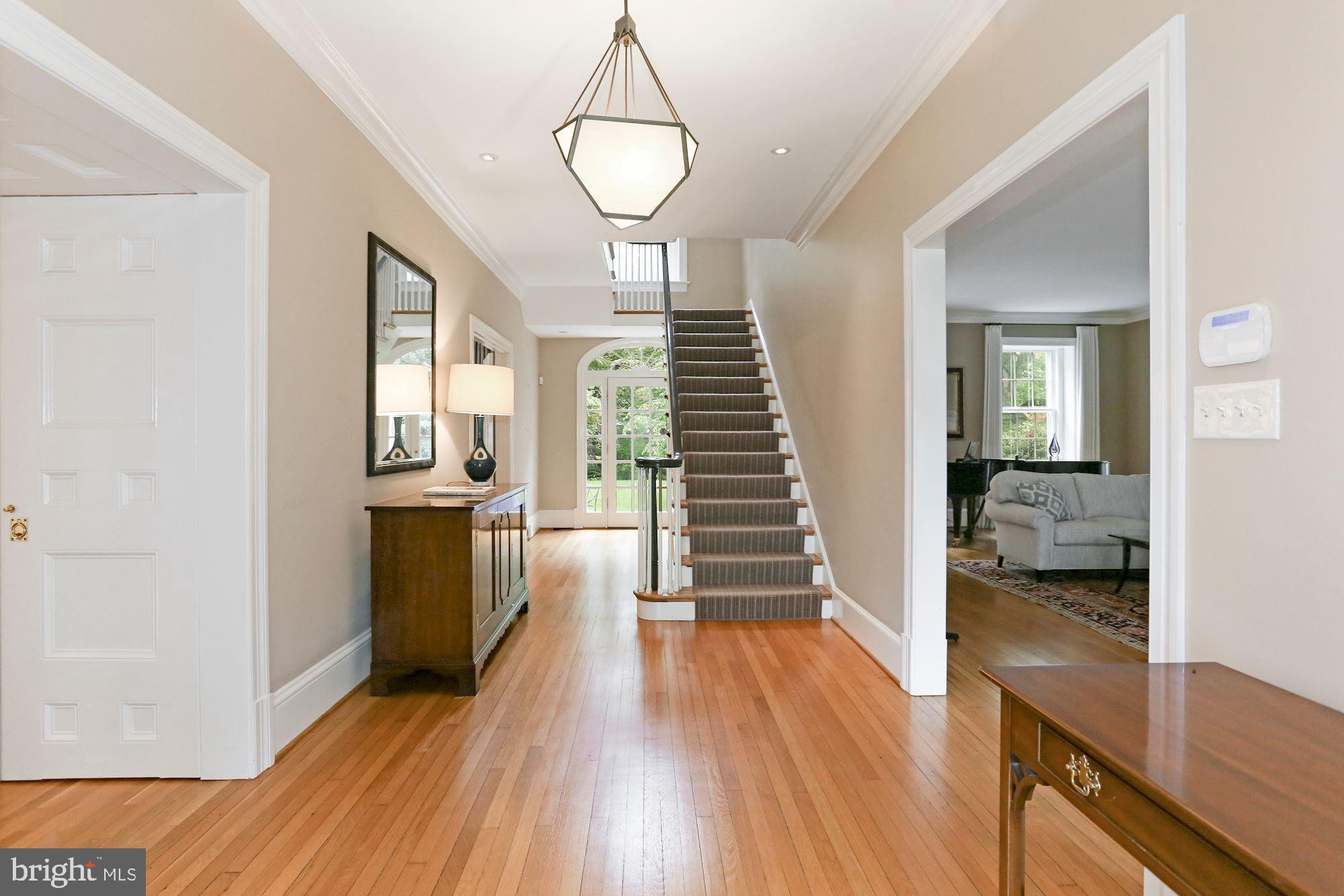 COUNTRYSIDE - Residential