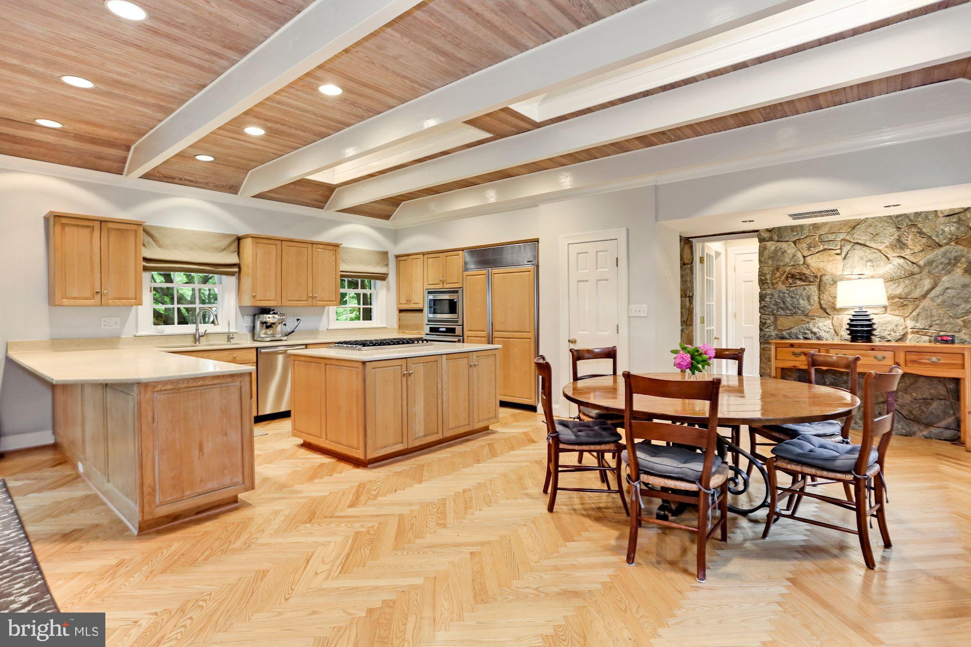 COUNTRYSIDE - Residential