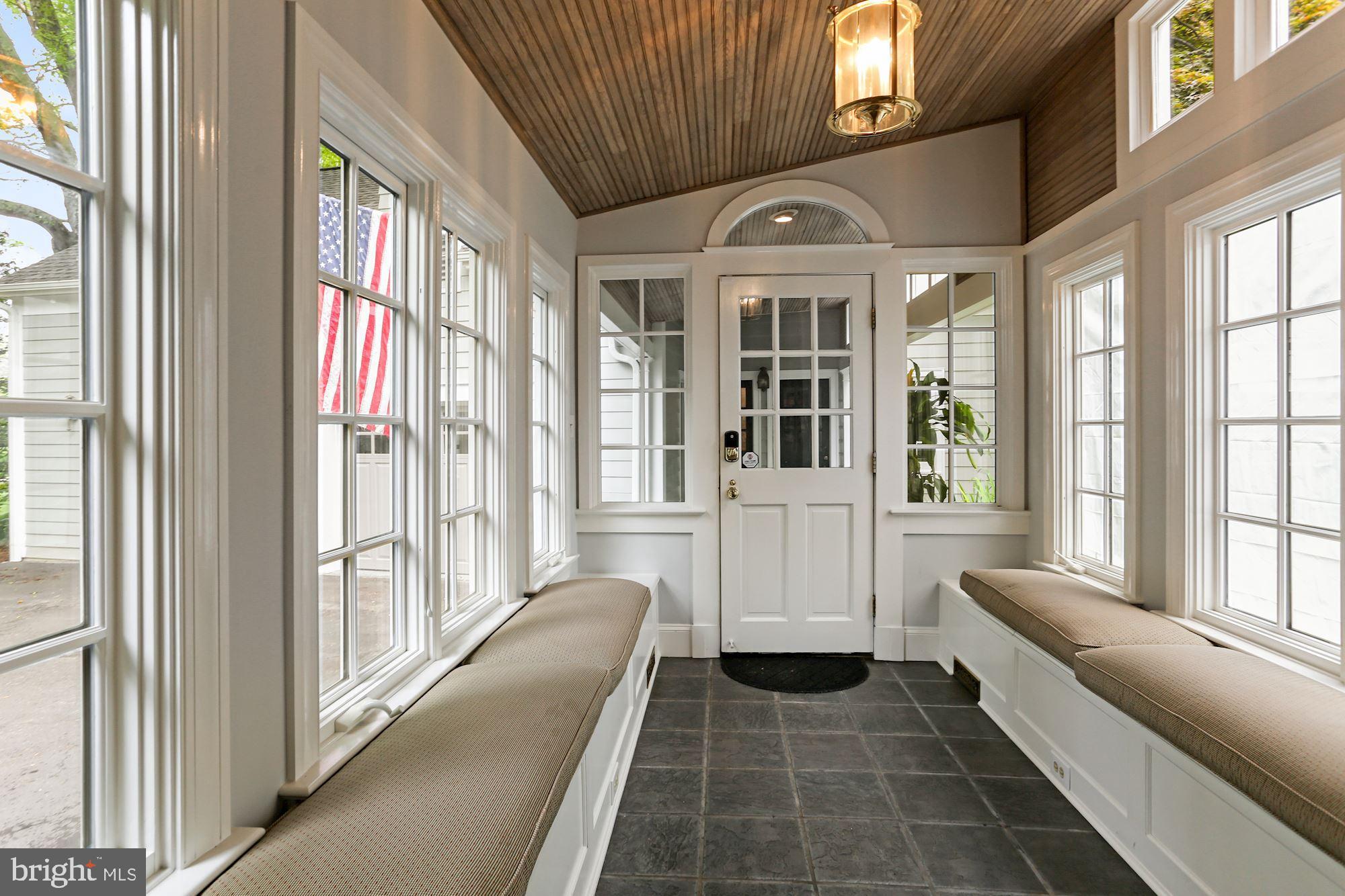 COUNTRYSIDE - Residential