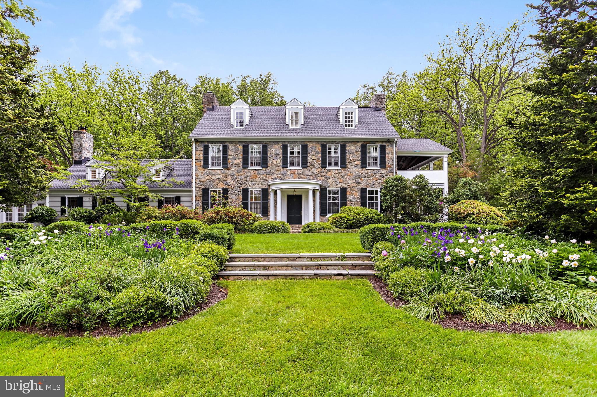 COUNTRYSIDE - Residential