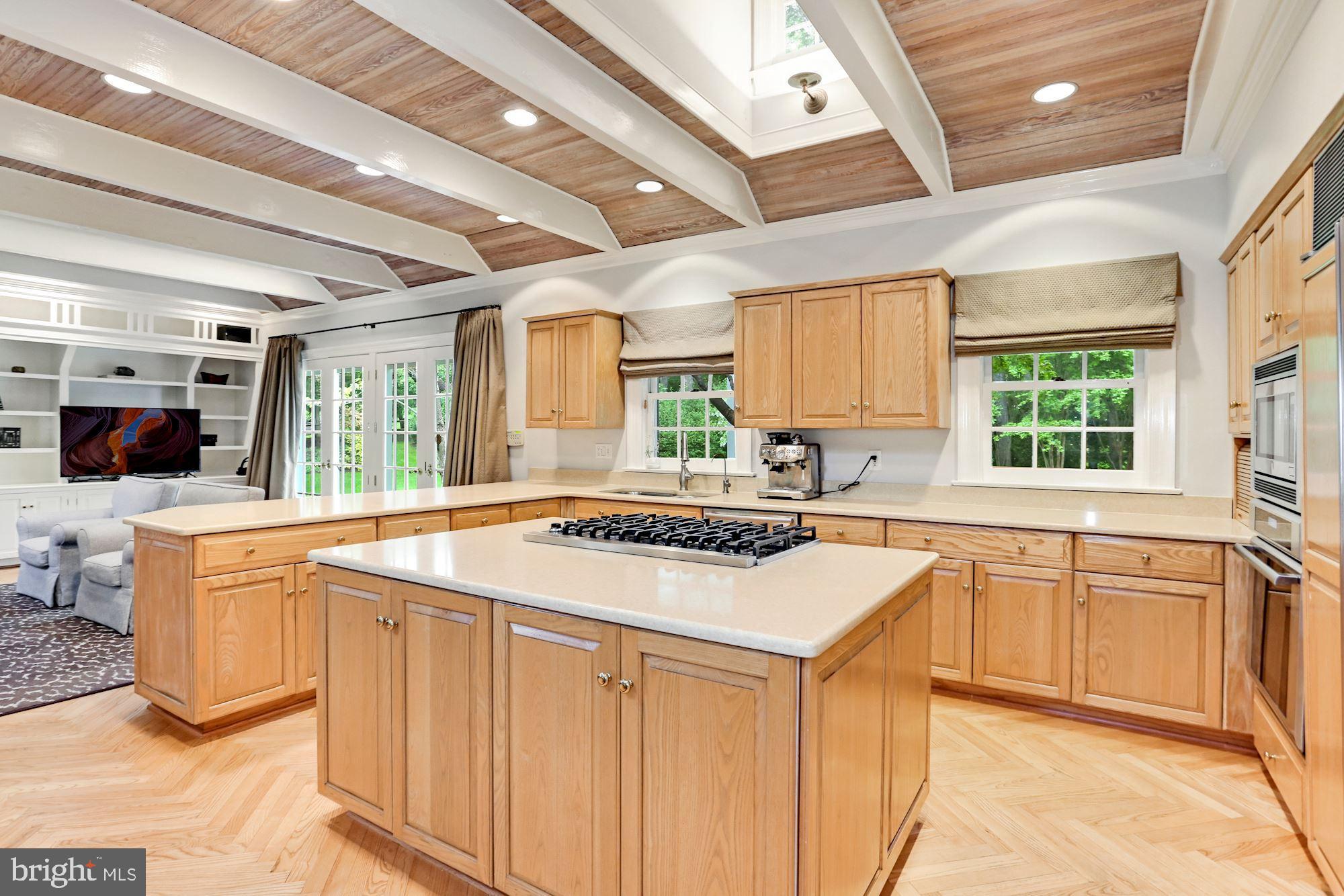 COUNTRYSIDE - Residential