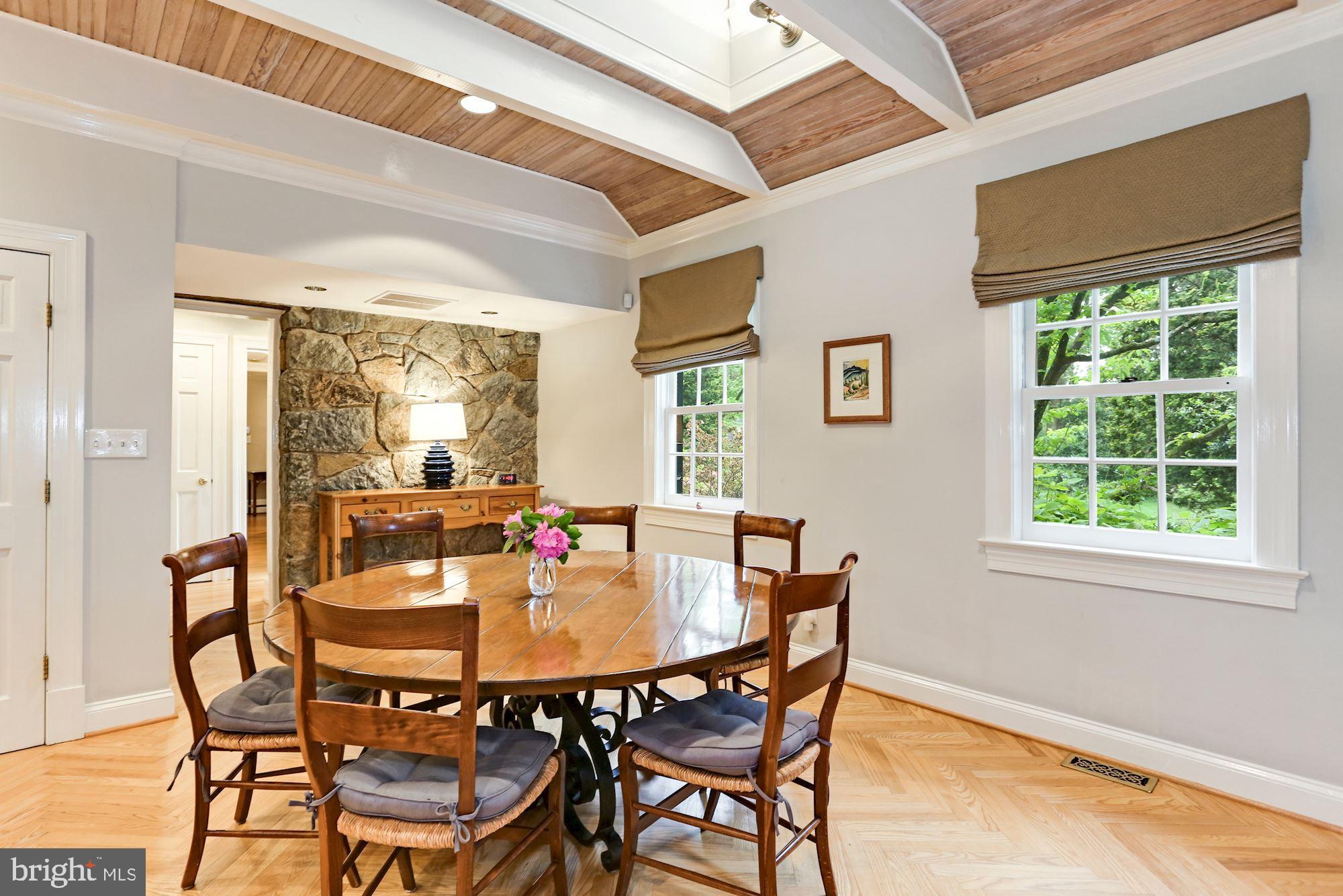 COUNTRYSIDE - Residential