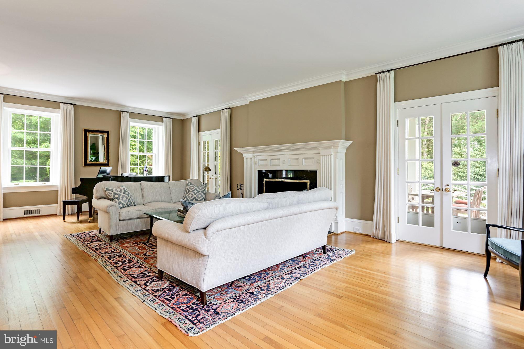 COUNTRYSIDE - Residential