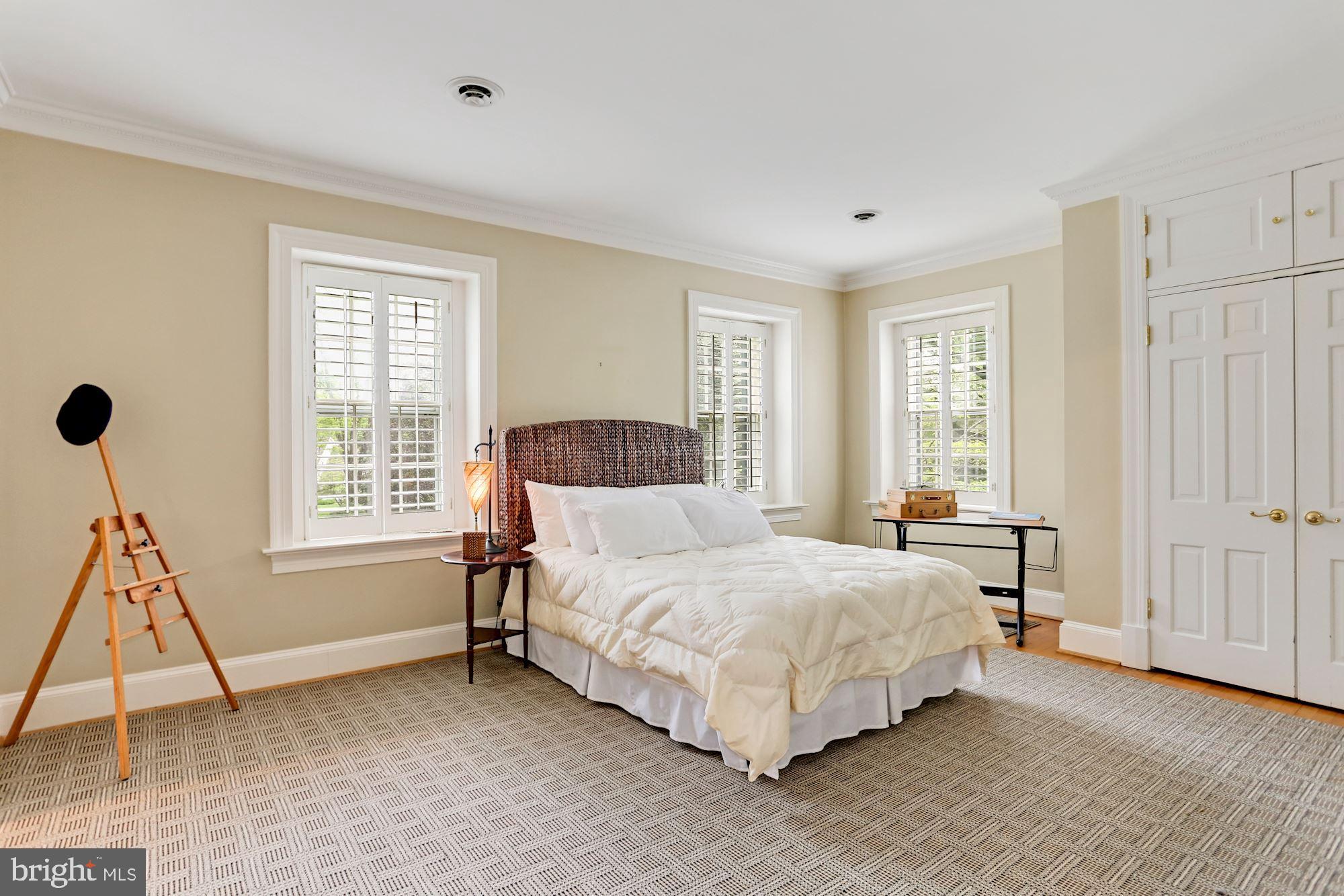 COUNTRYSIDE - Residential