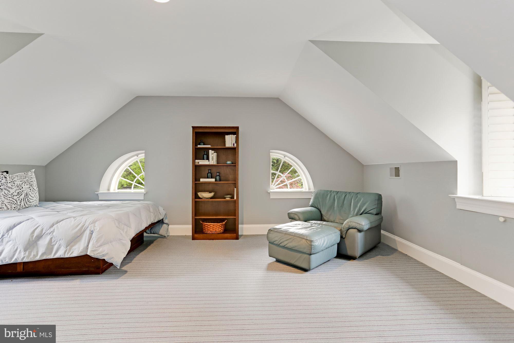 COUNTRYSIDE - Residential