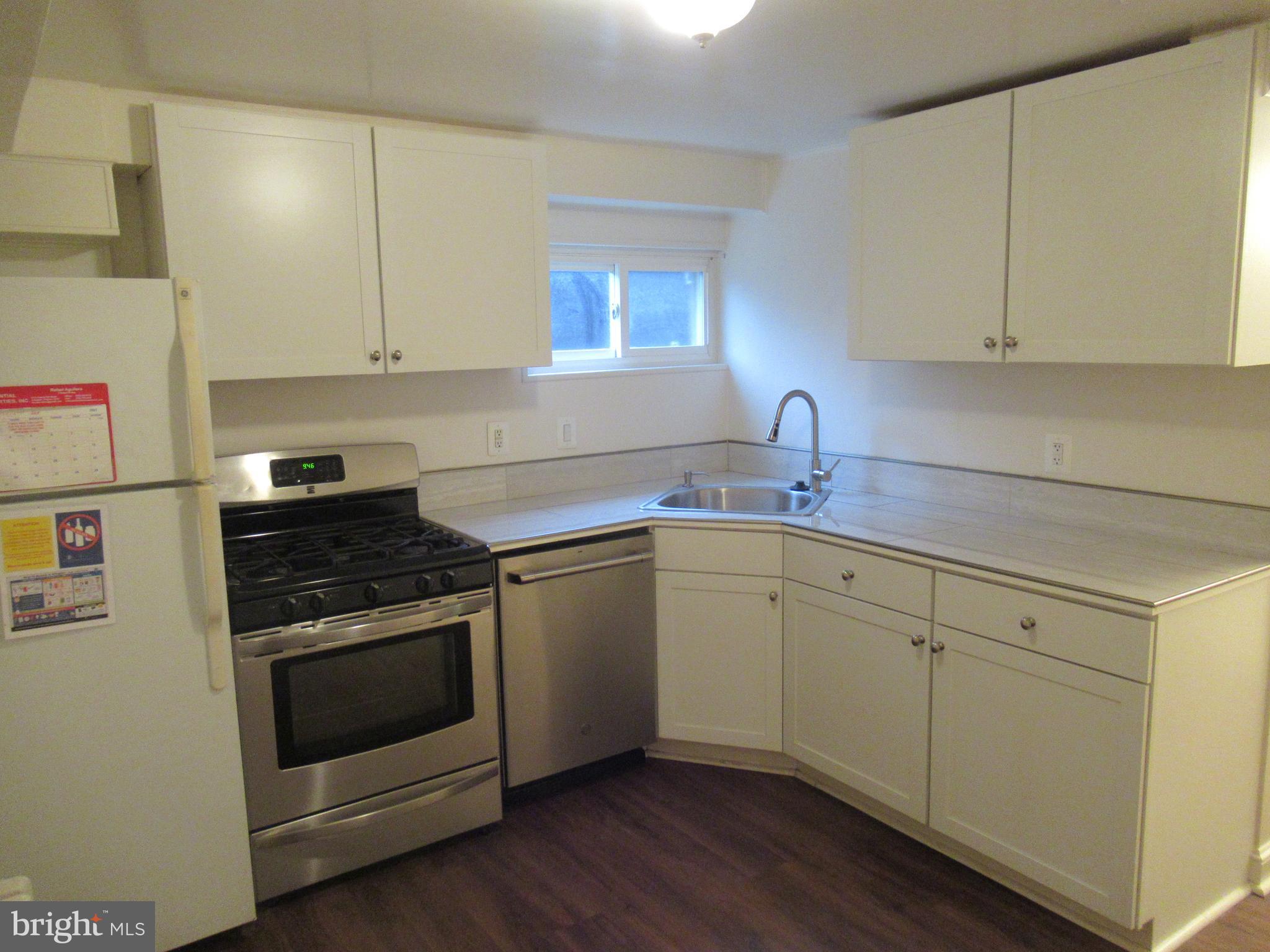 ADDISON HEIGHTS - Residential Lease