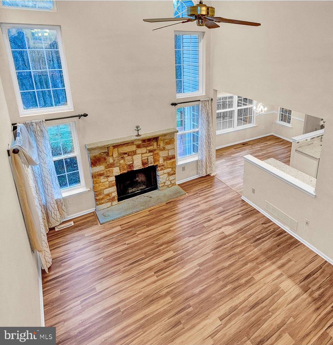 RIVERWOODS - Residential