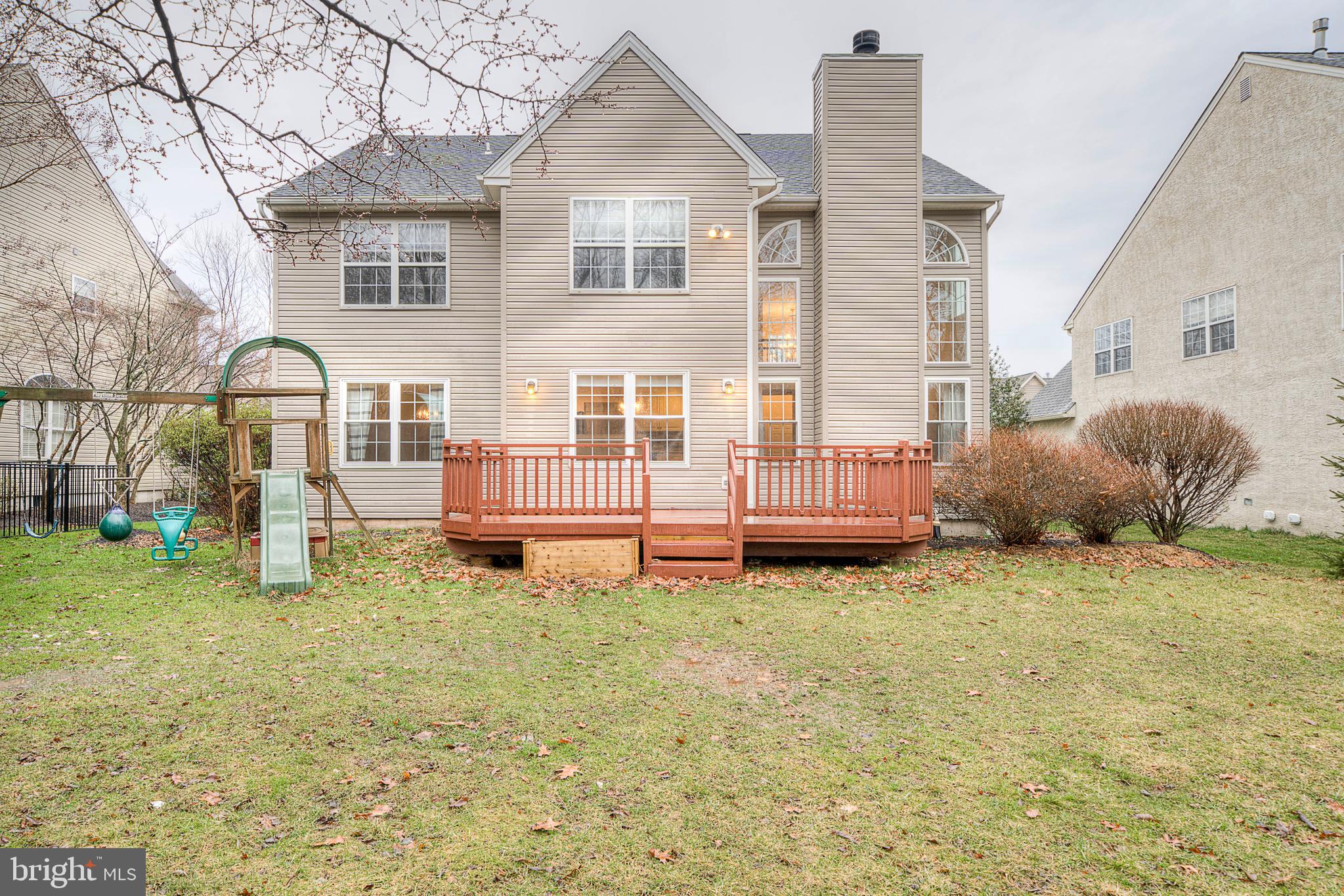 RIVERWOODS - Residential