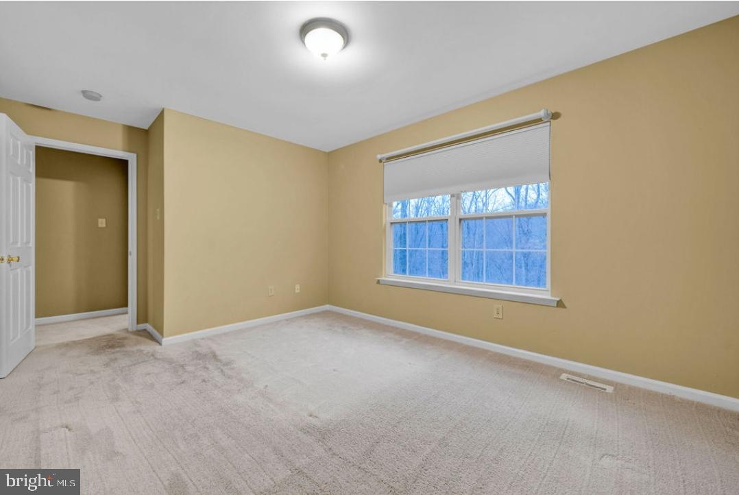 RIVERWOODS - Residential