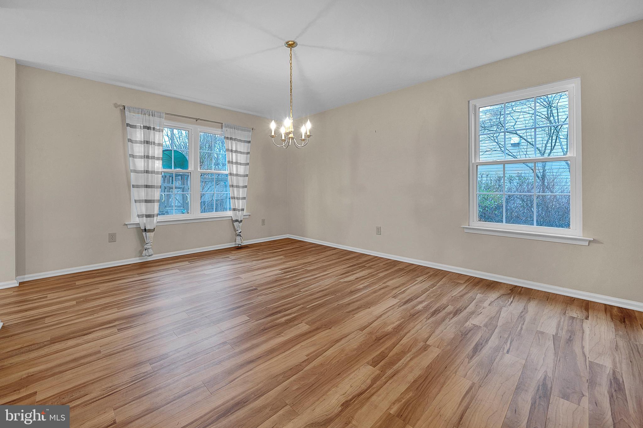 RIVERWOODS - Residential