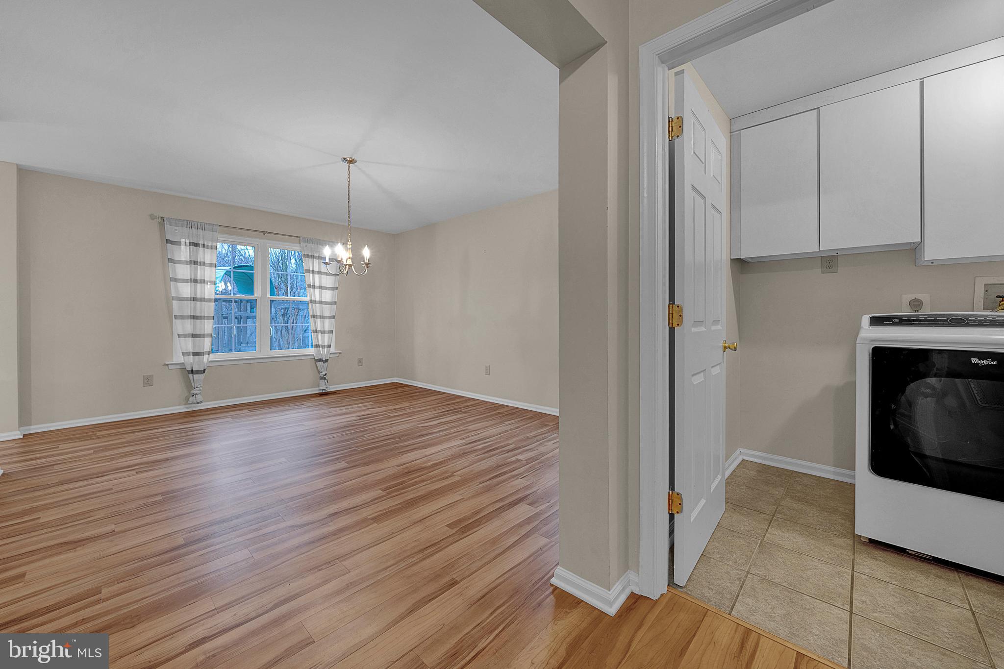 RIVERWOODS - Residential