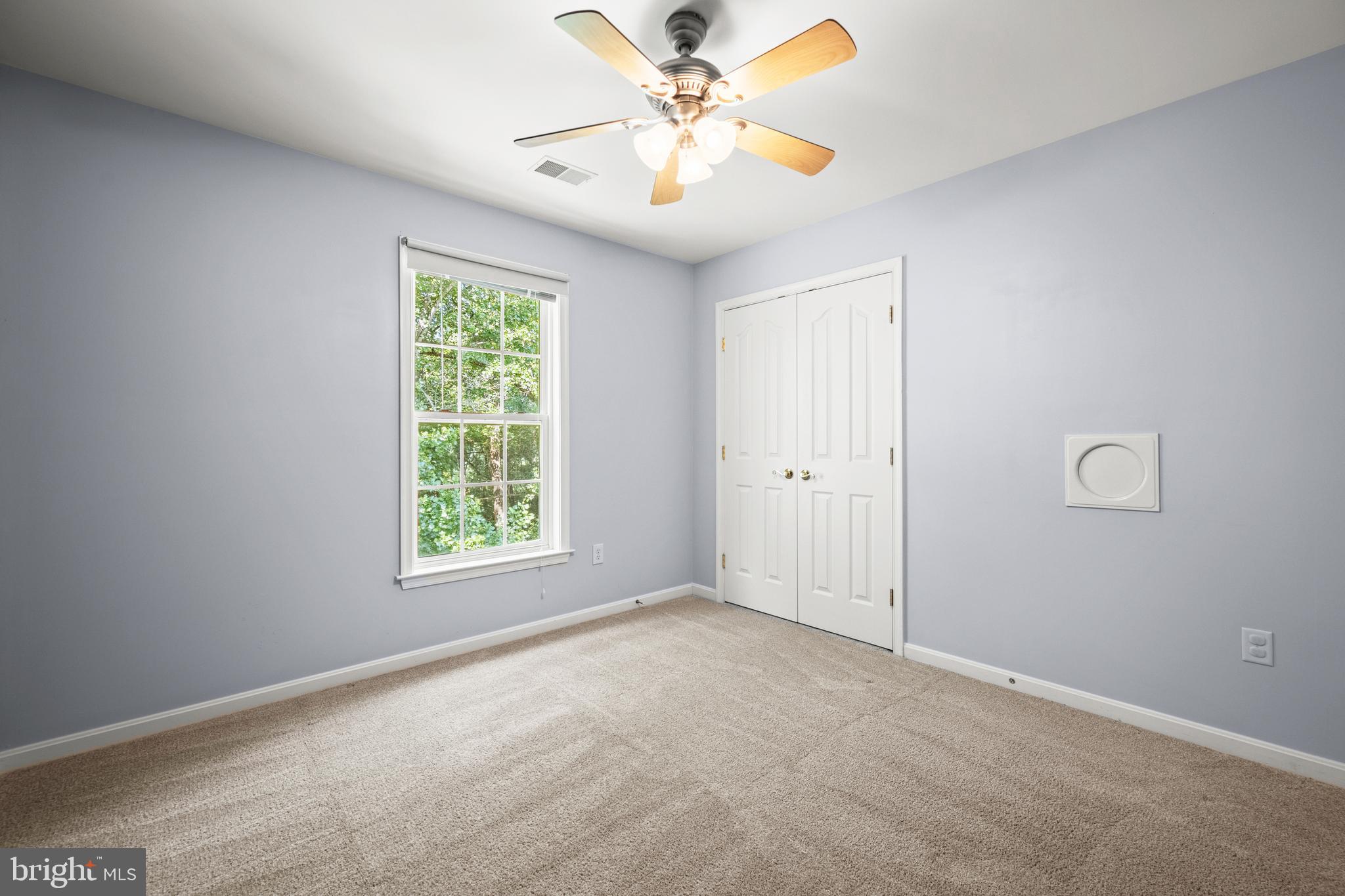 HOLLIFIELD ESTATES - Residential