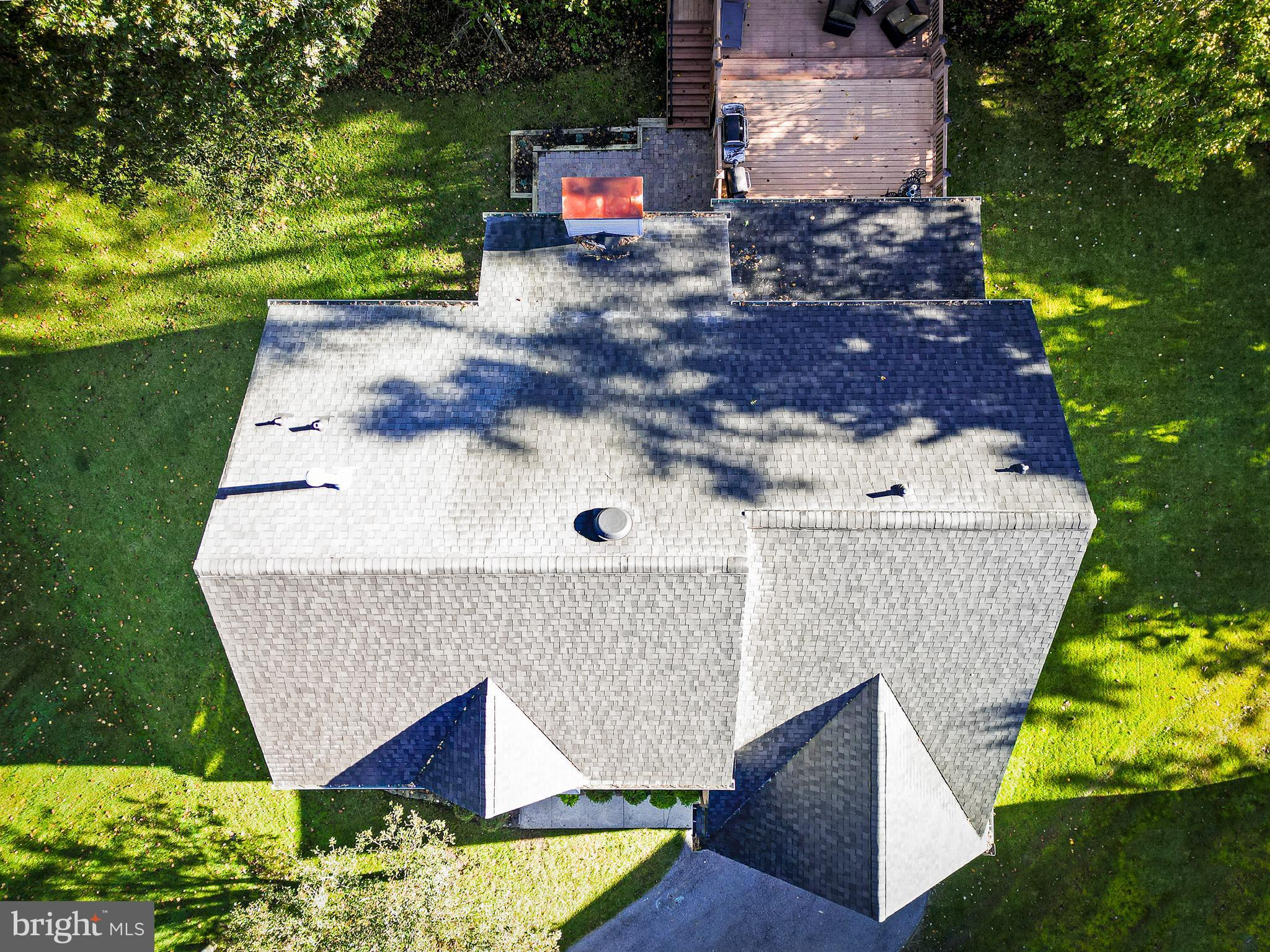 HOLLIFIELD ESTATES - Residential