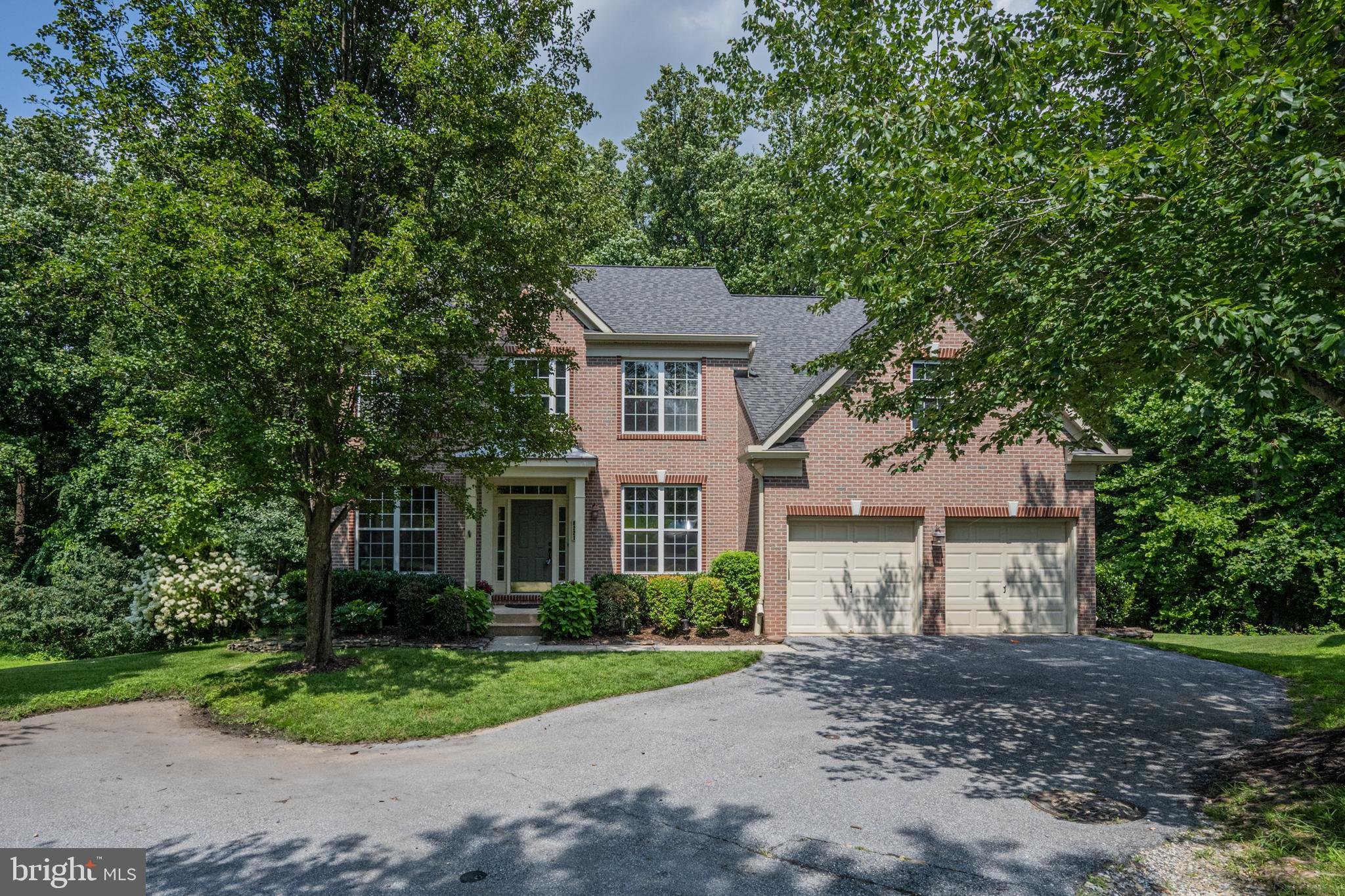 8221 MICHAELS RIDGE