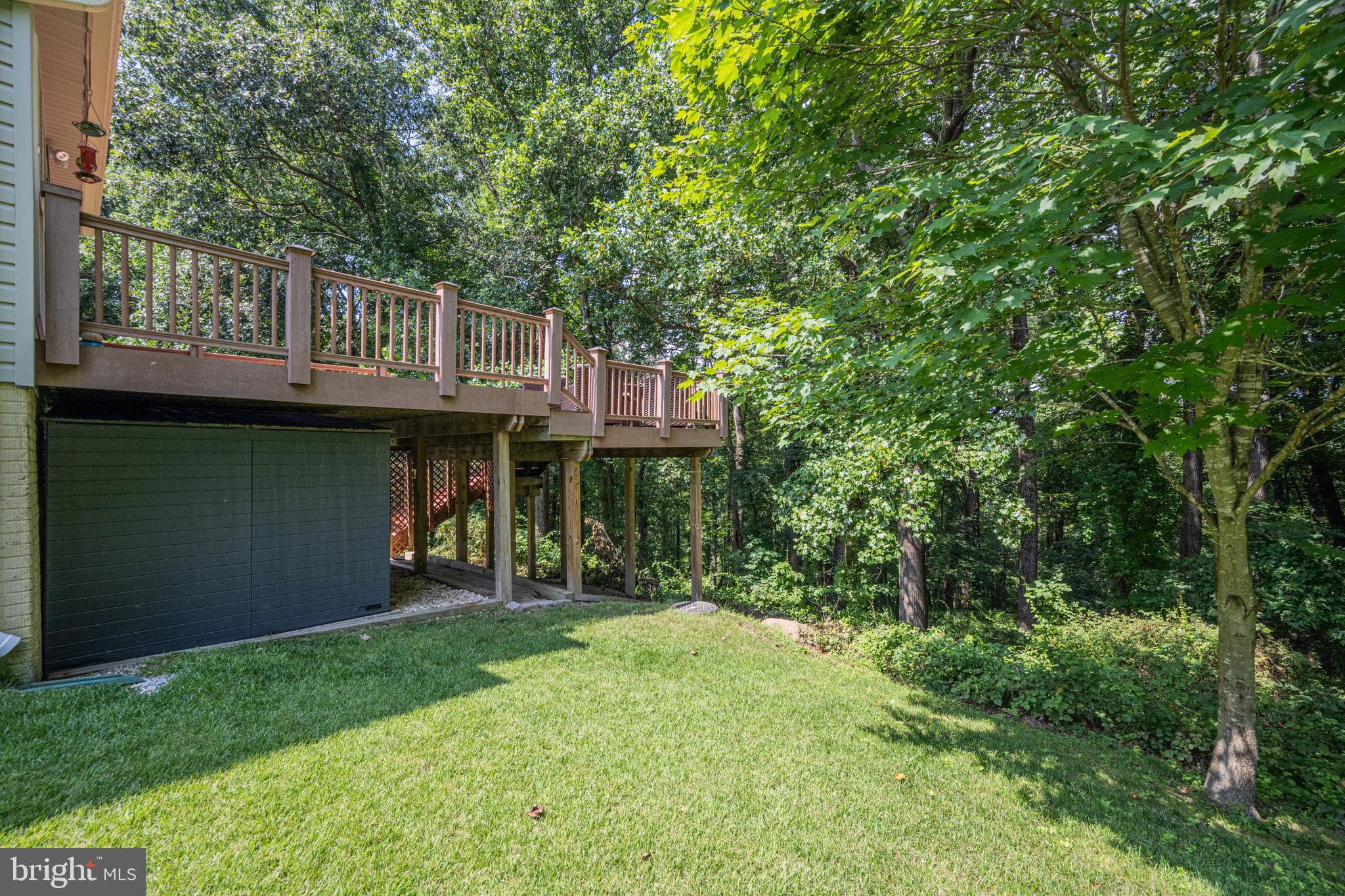 HOLLIFIELD ESTATES - Residential