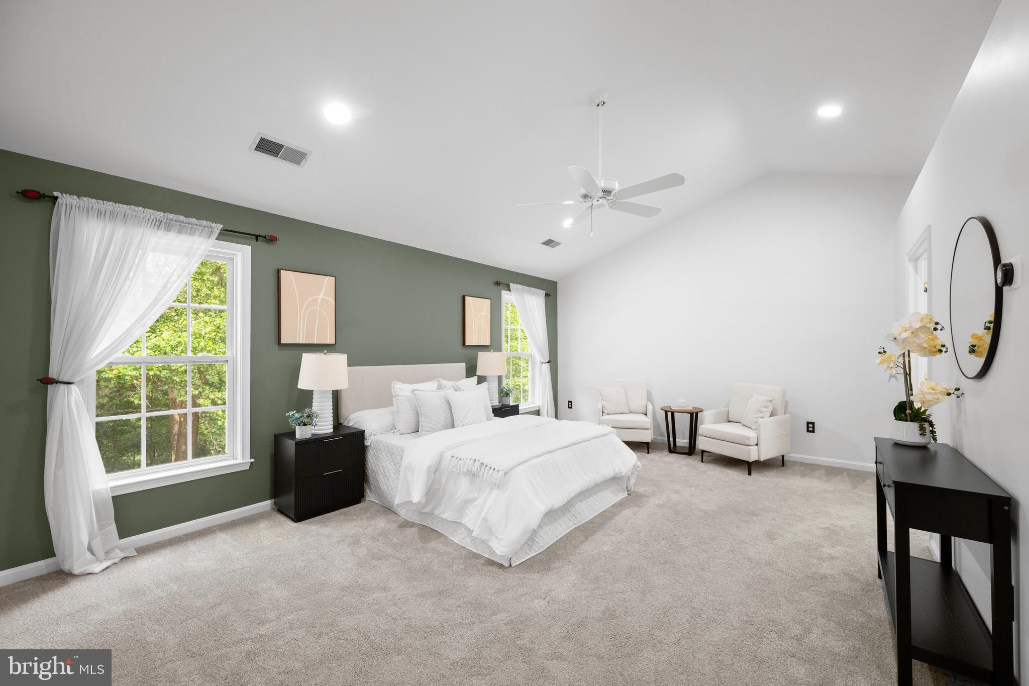 HOLLIFIELD ESTATES - Residential