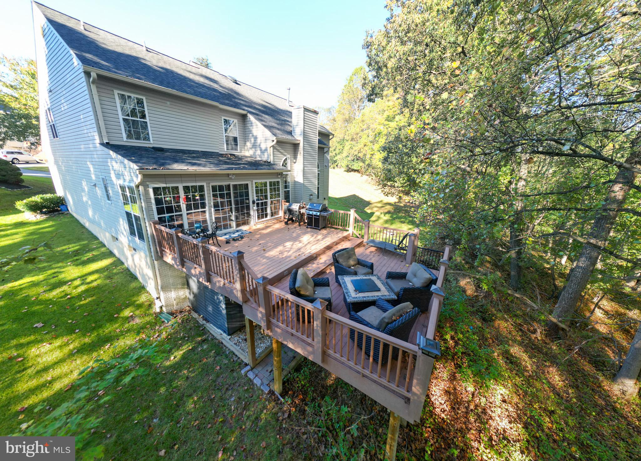 HOLLIFIELD ESTATES - Residential