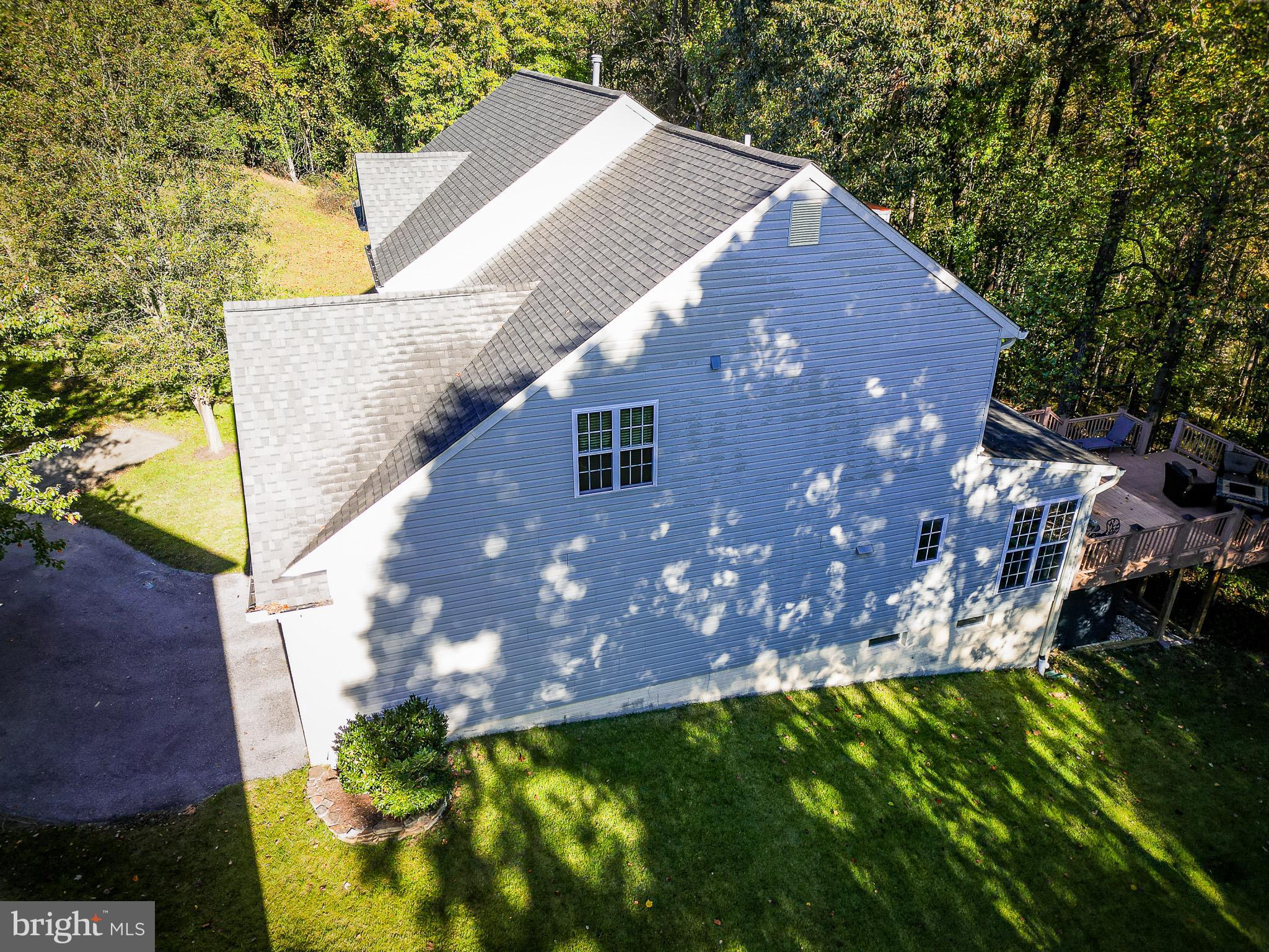 HOLLIFIELD ESTATES - Residential