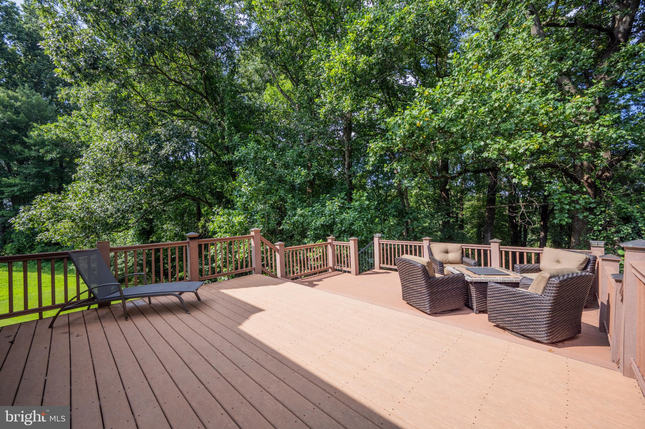 HOLLIFIELD ESTATES - Residential