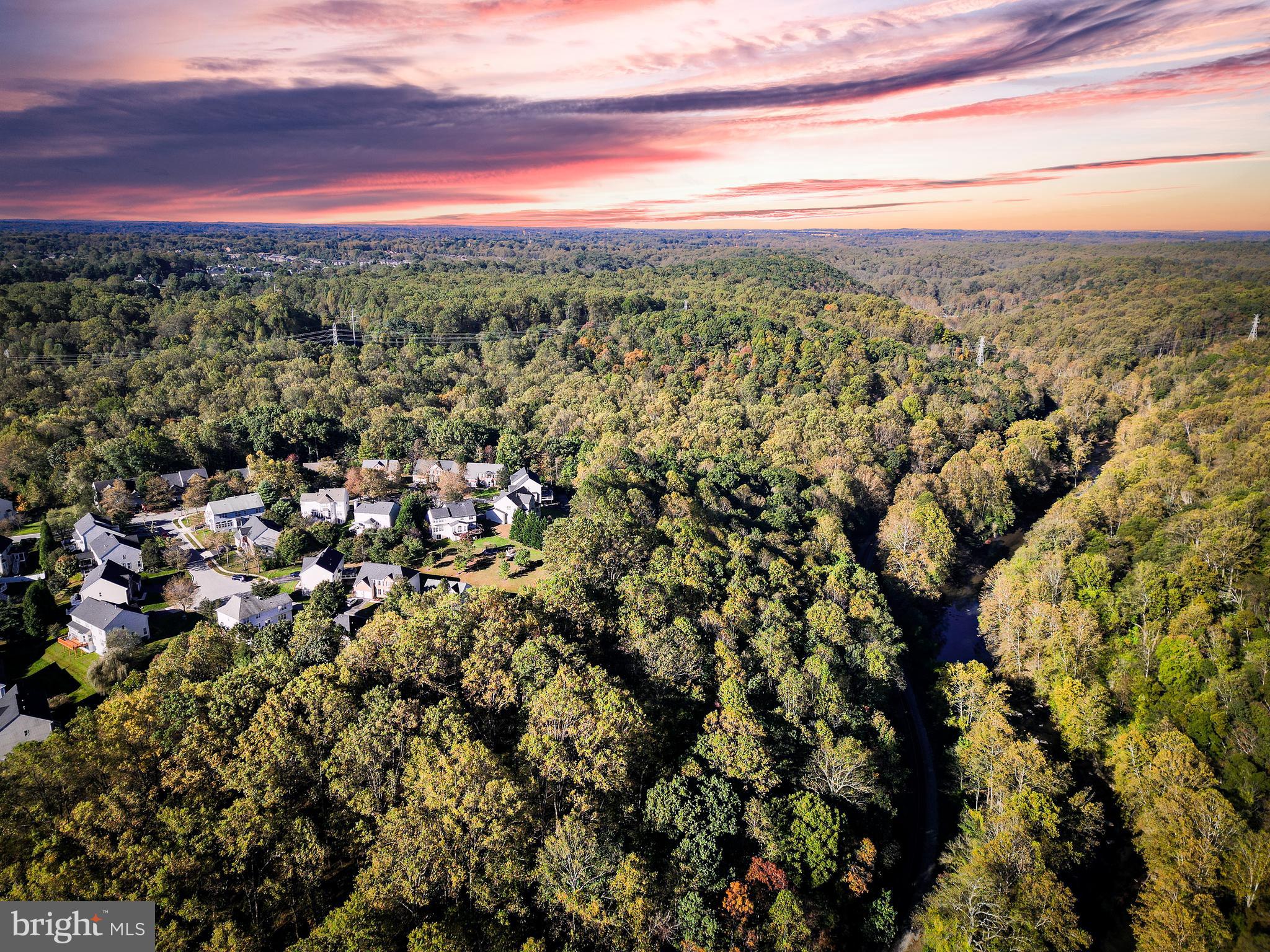 HOLLIFIELD ESTATES - Residential