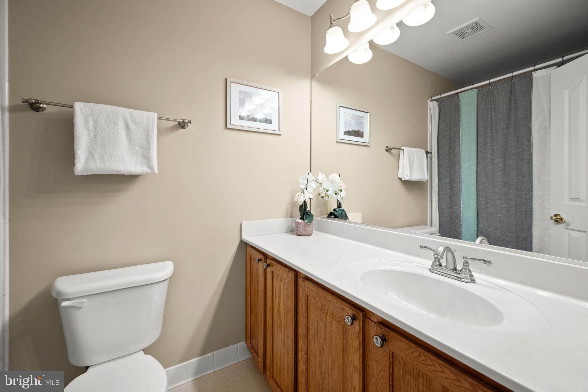 HOLLIFIELD ESTATES - Residential