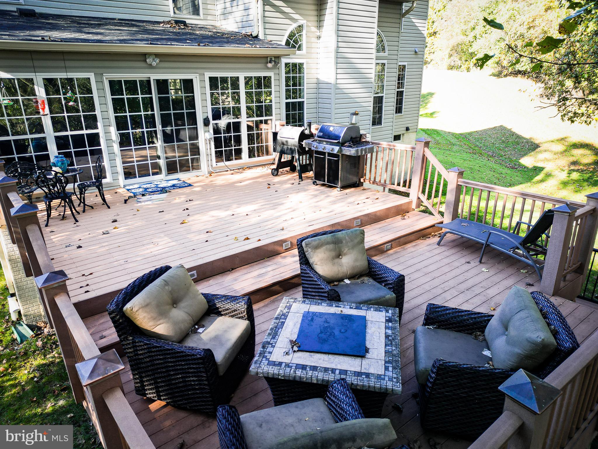 HOLLIFIELD ESTATES - Residential