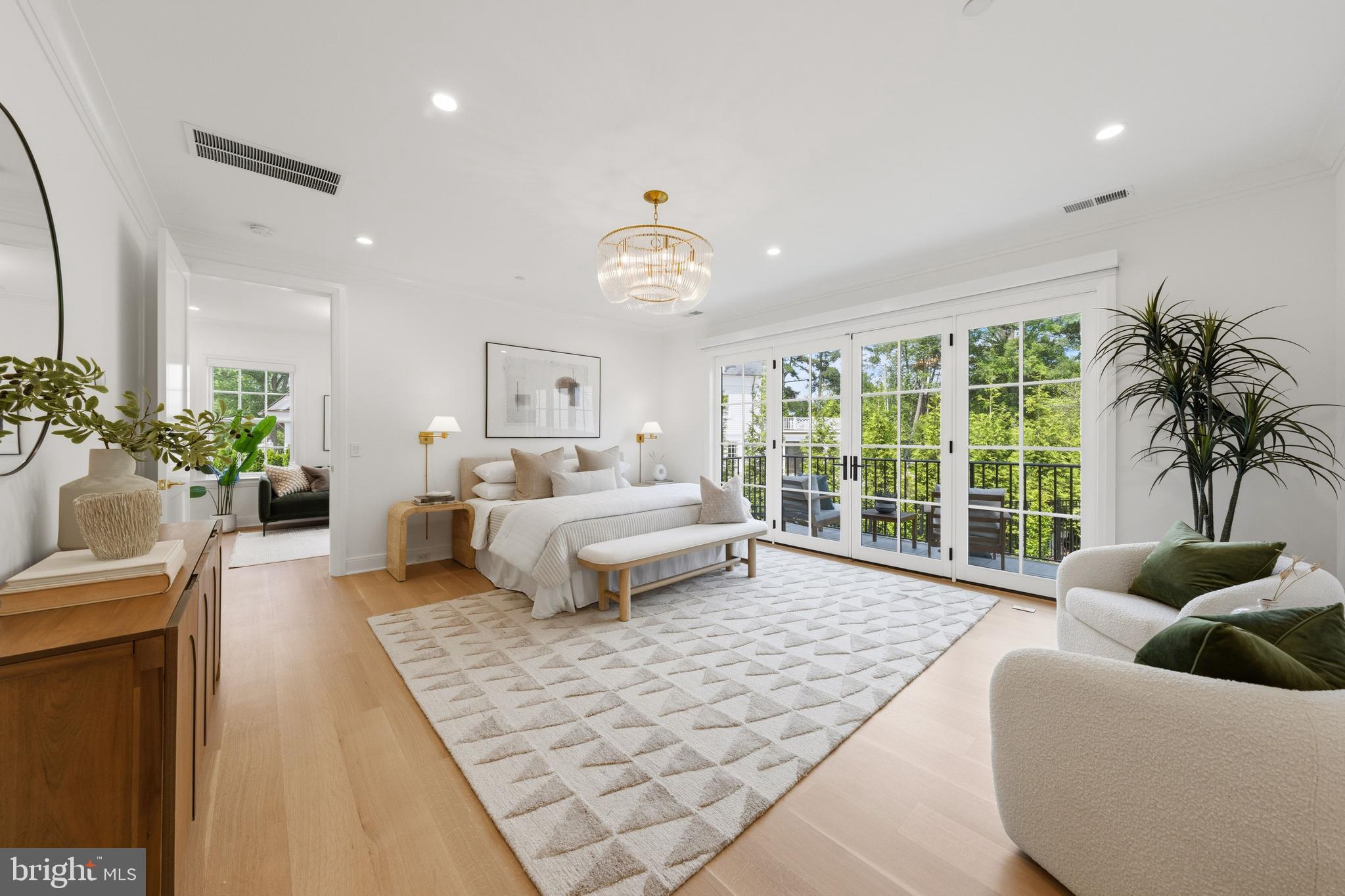 SPRING VALLEY - Residential