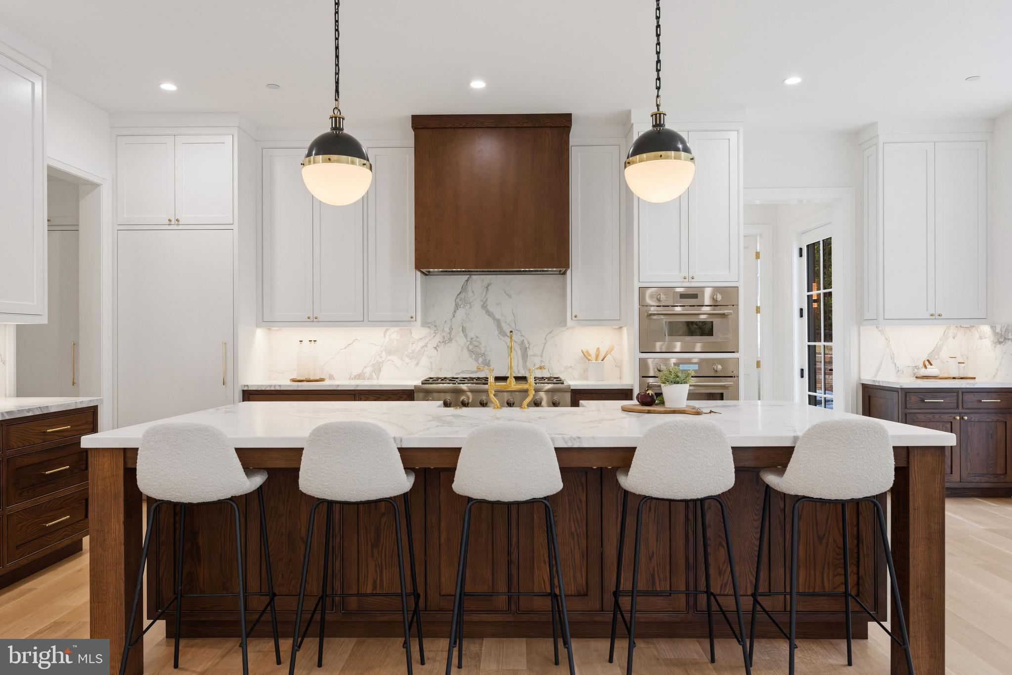 SPRING VALLEY - Residential