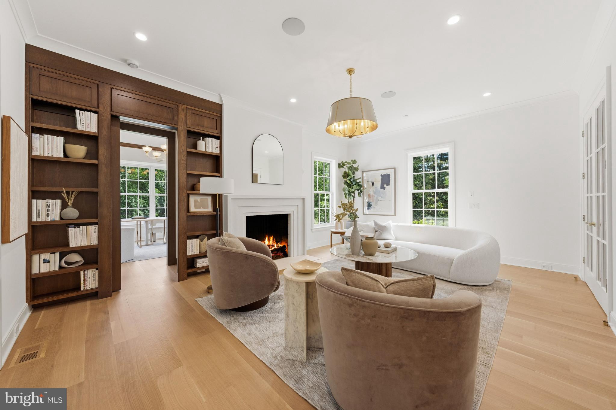 SPRING VALLEY - Residential